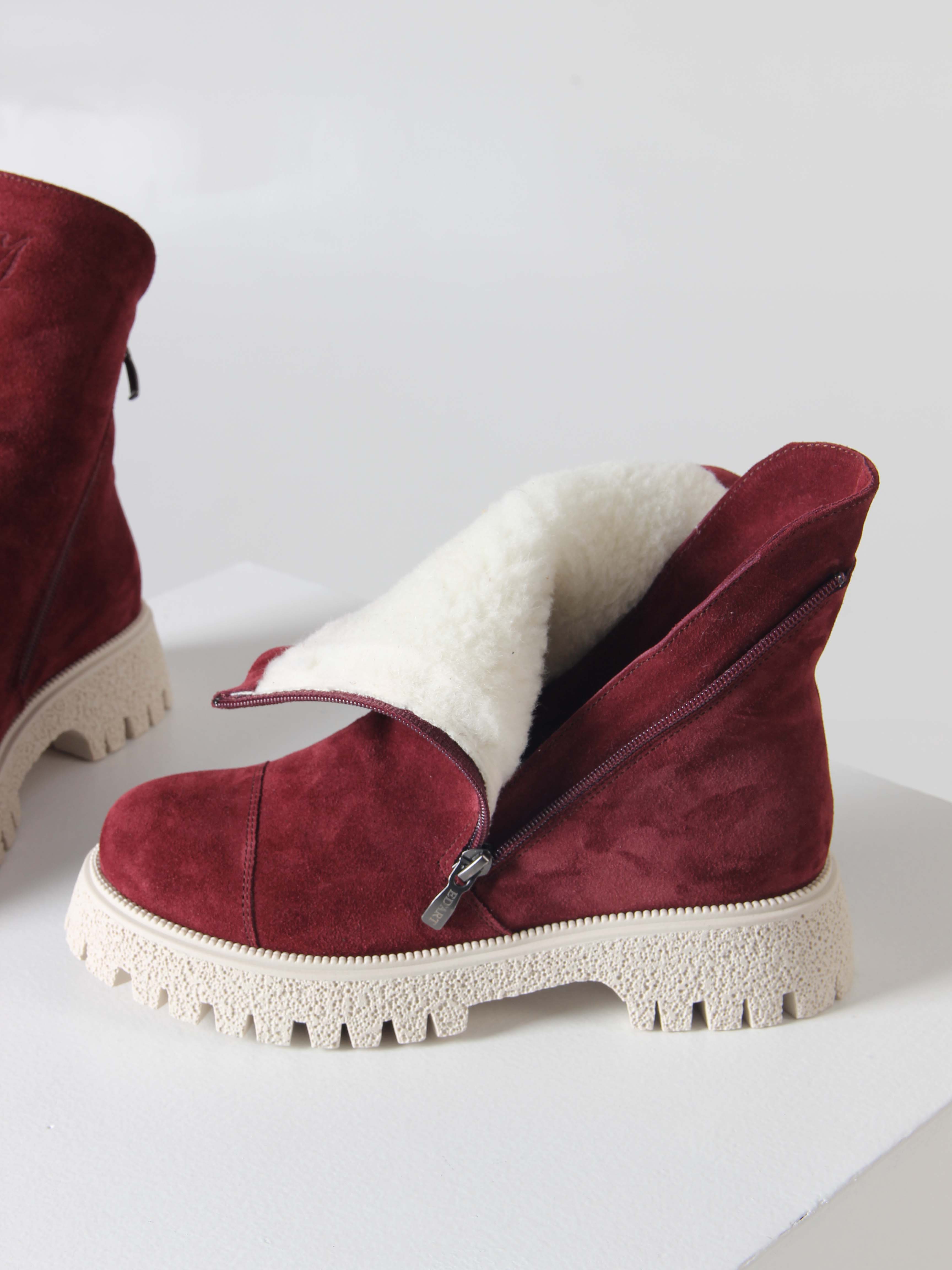 картинка Ботинки ED'ART 233.1541'be. Бордо замша от интернет магазина