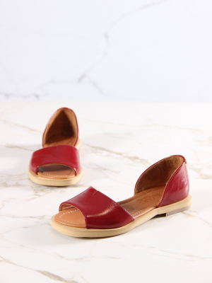 Босоножки кожаные красные