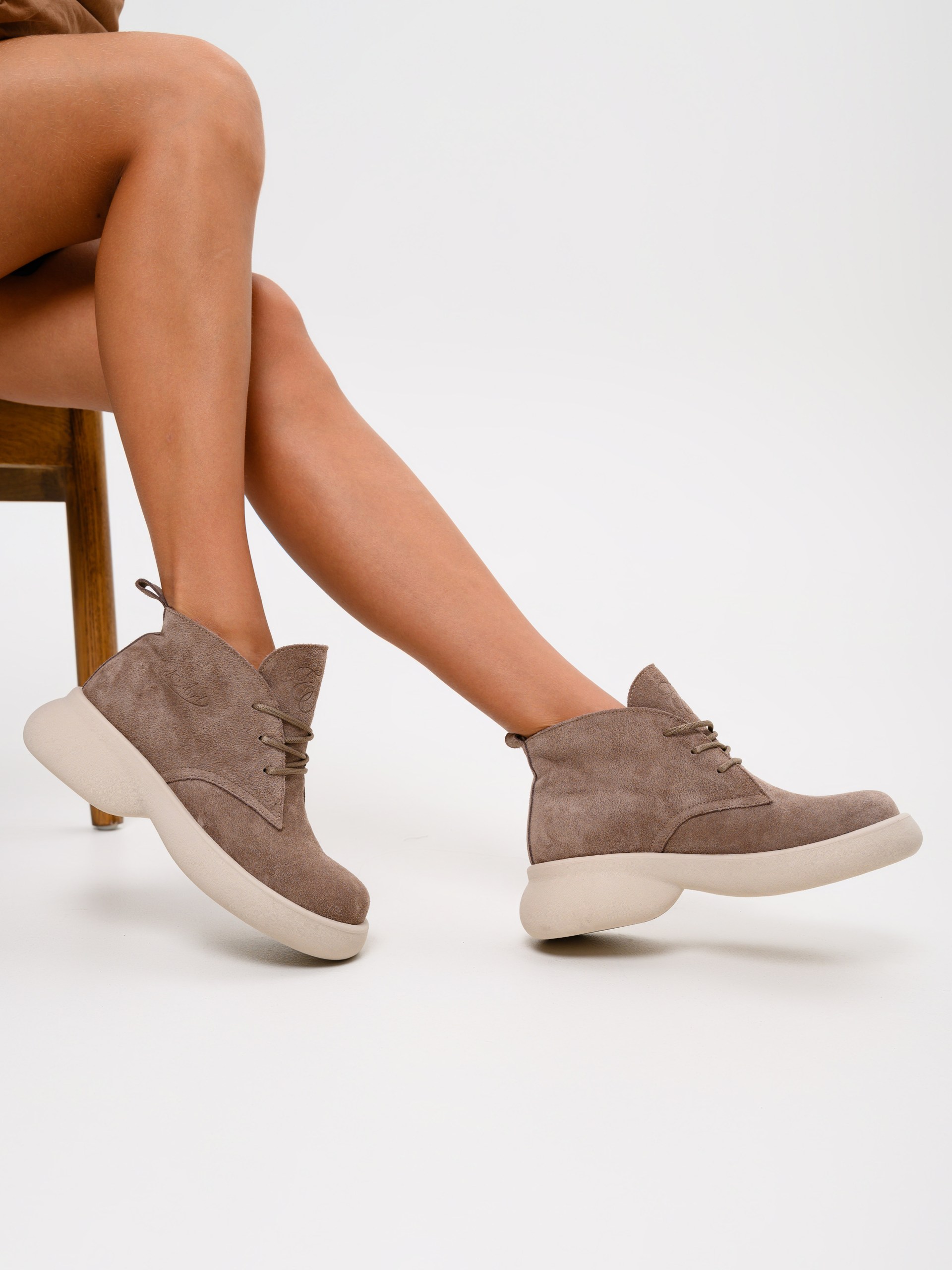 картинка Ботинки ED'ART 308.927'be. капучино замша от интернет магазина