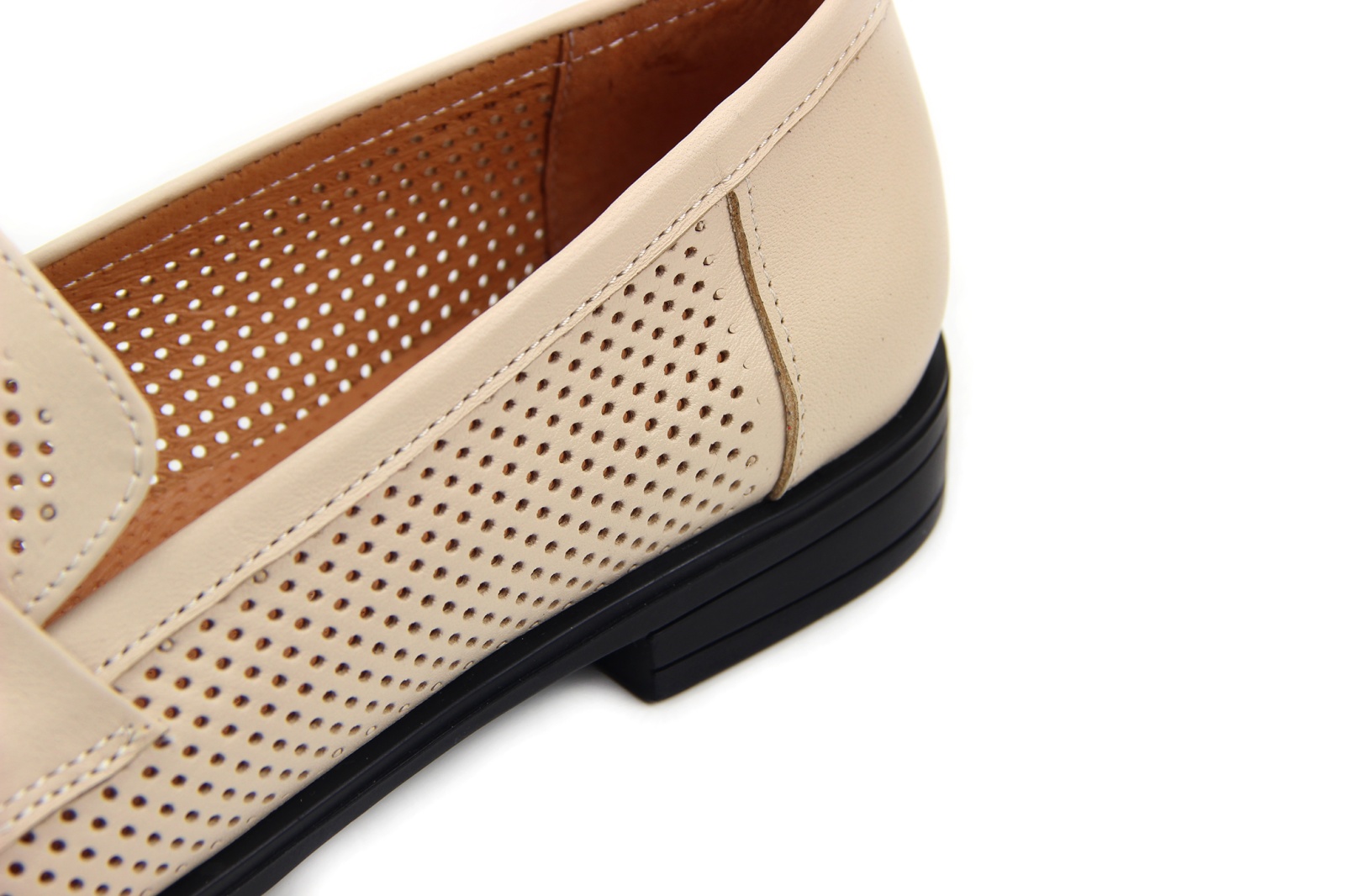 картинка Лоферы ED'ART 117.p.madonna'bl.beige от интернет магазина