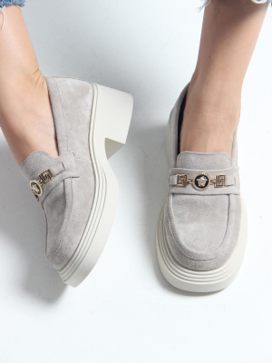 Лоферы замшевые серые