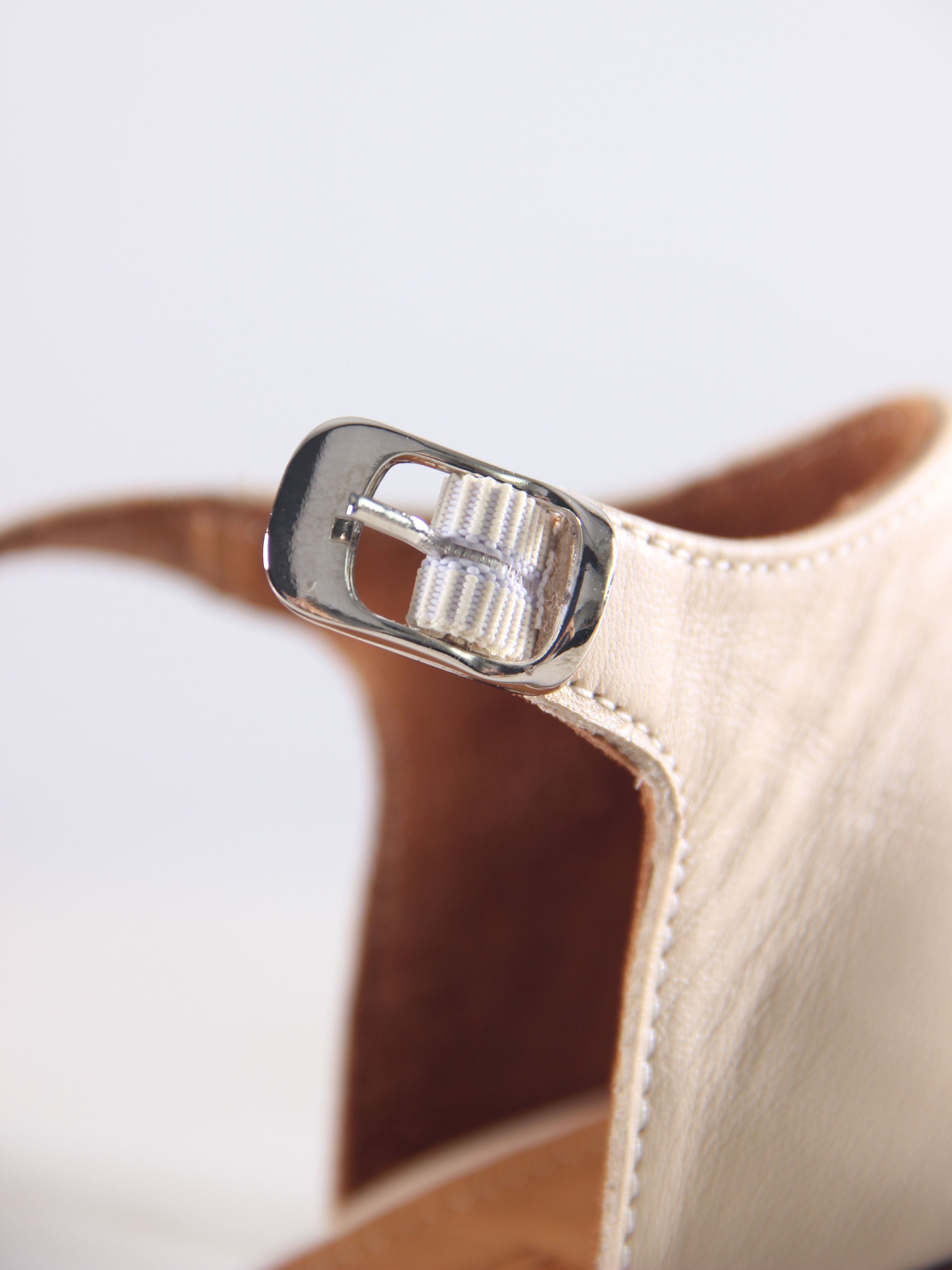 картинка Босоножки ED'ART 5032.23663'be. Бежевый+коричневый от интернет магазина