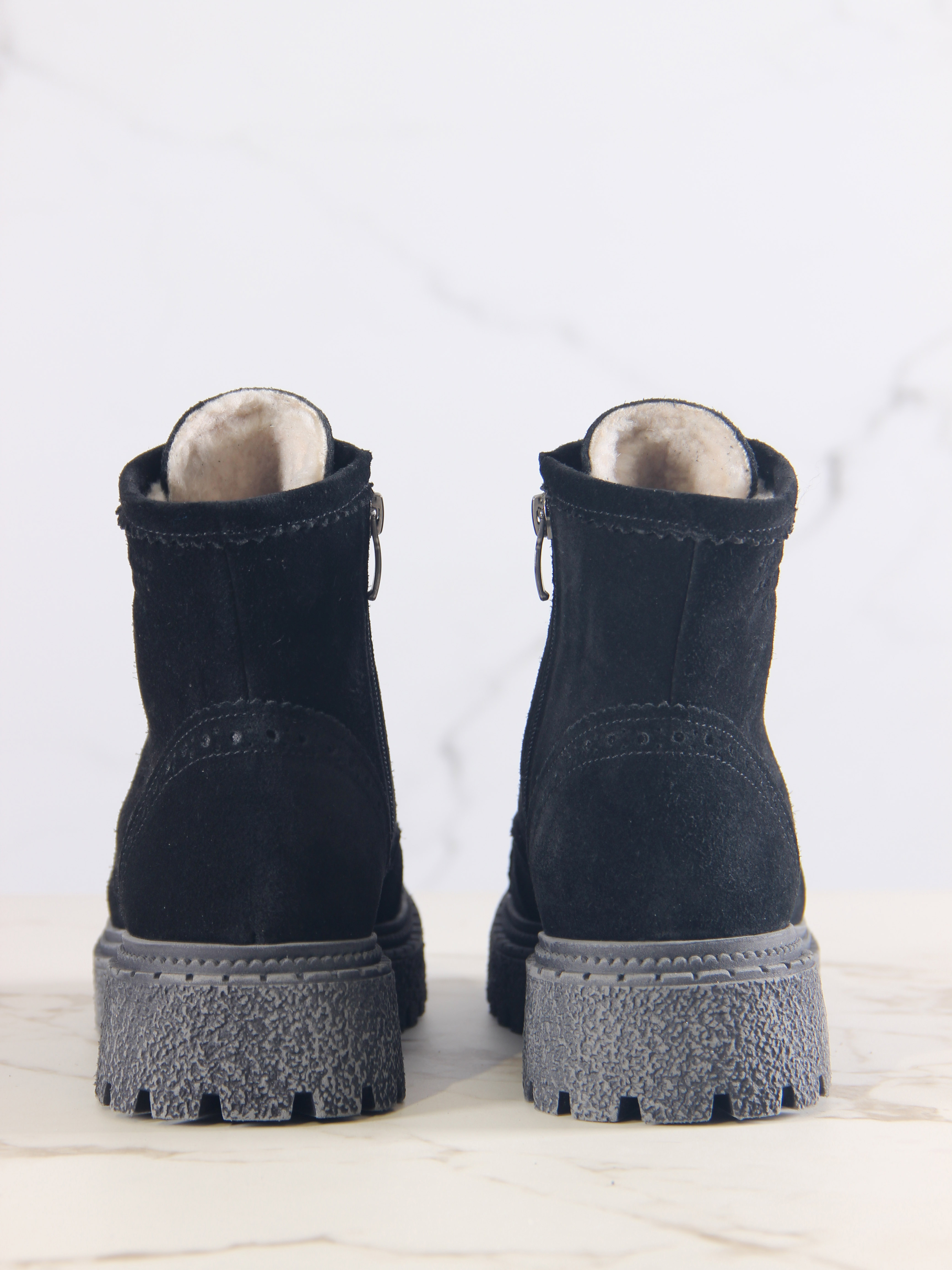 картинка Ботинки ED'ART 319.22511'gr. Черный замша от интернет магазина