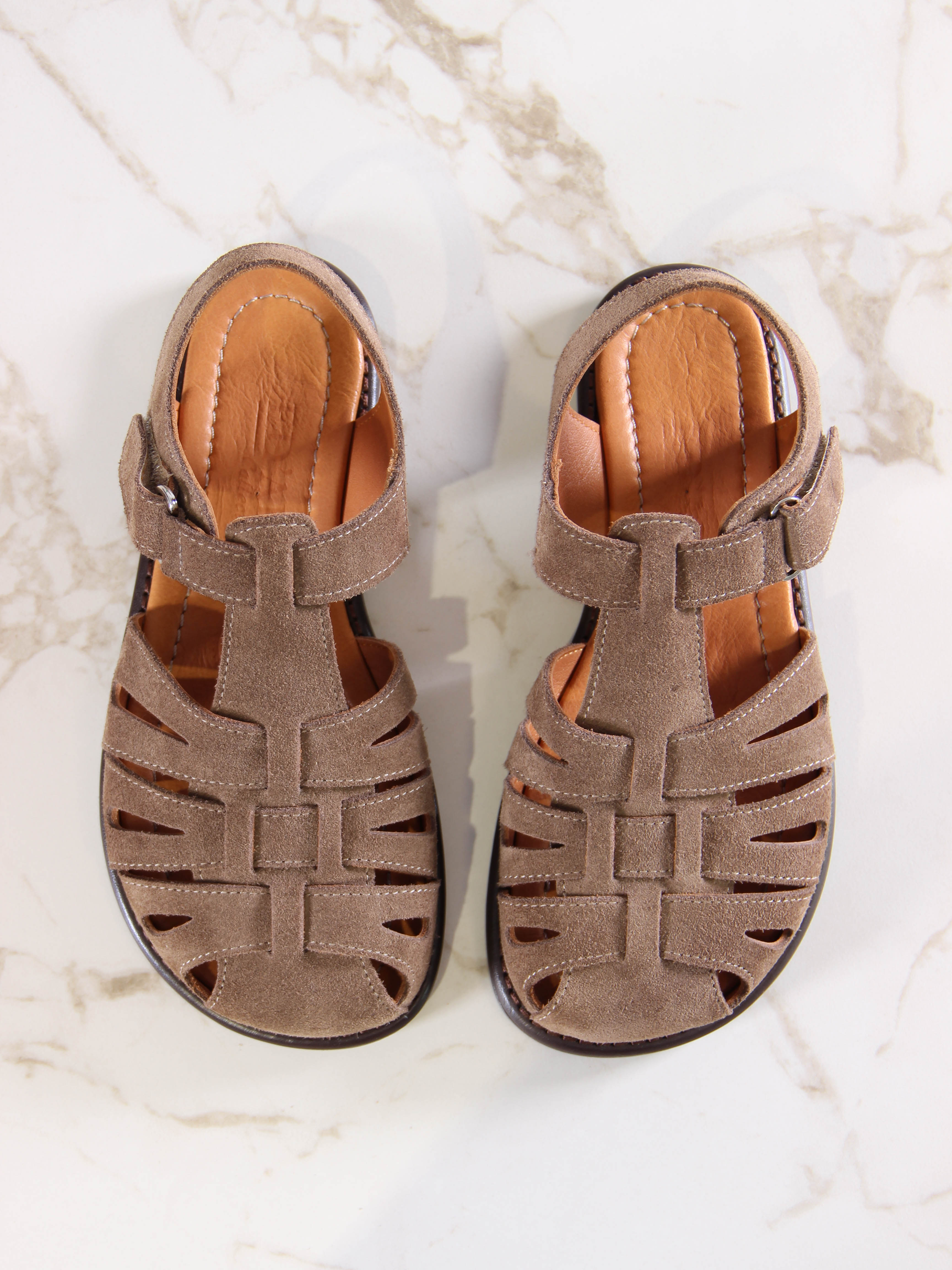 картинка Босоножки ED'ART 1036.подиум178'br.Серо-коричневая замша от интернет магазина