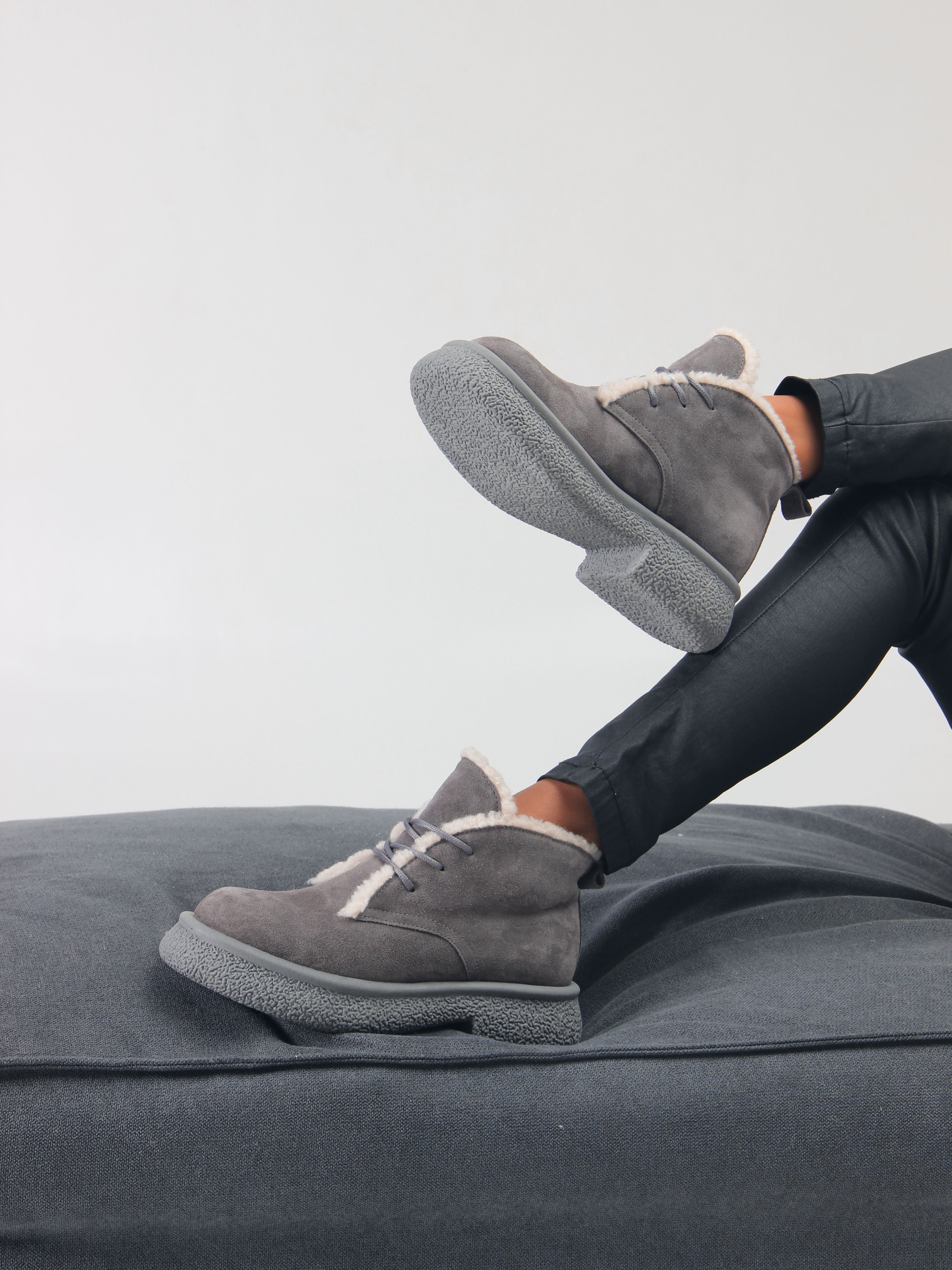 картинка Ботинки ED'ART 308.агата gr. серый замок замша от интернет магазина