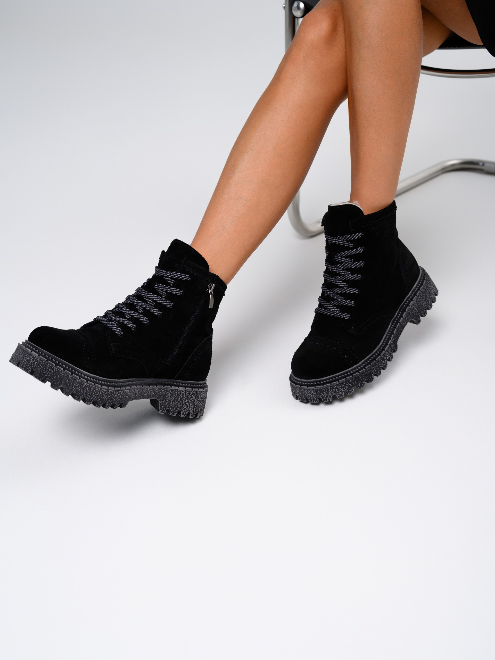 картинка Ботинки ED'ART 319.22511'gr. Черный замша от интернет магазина