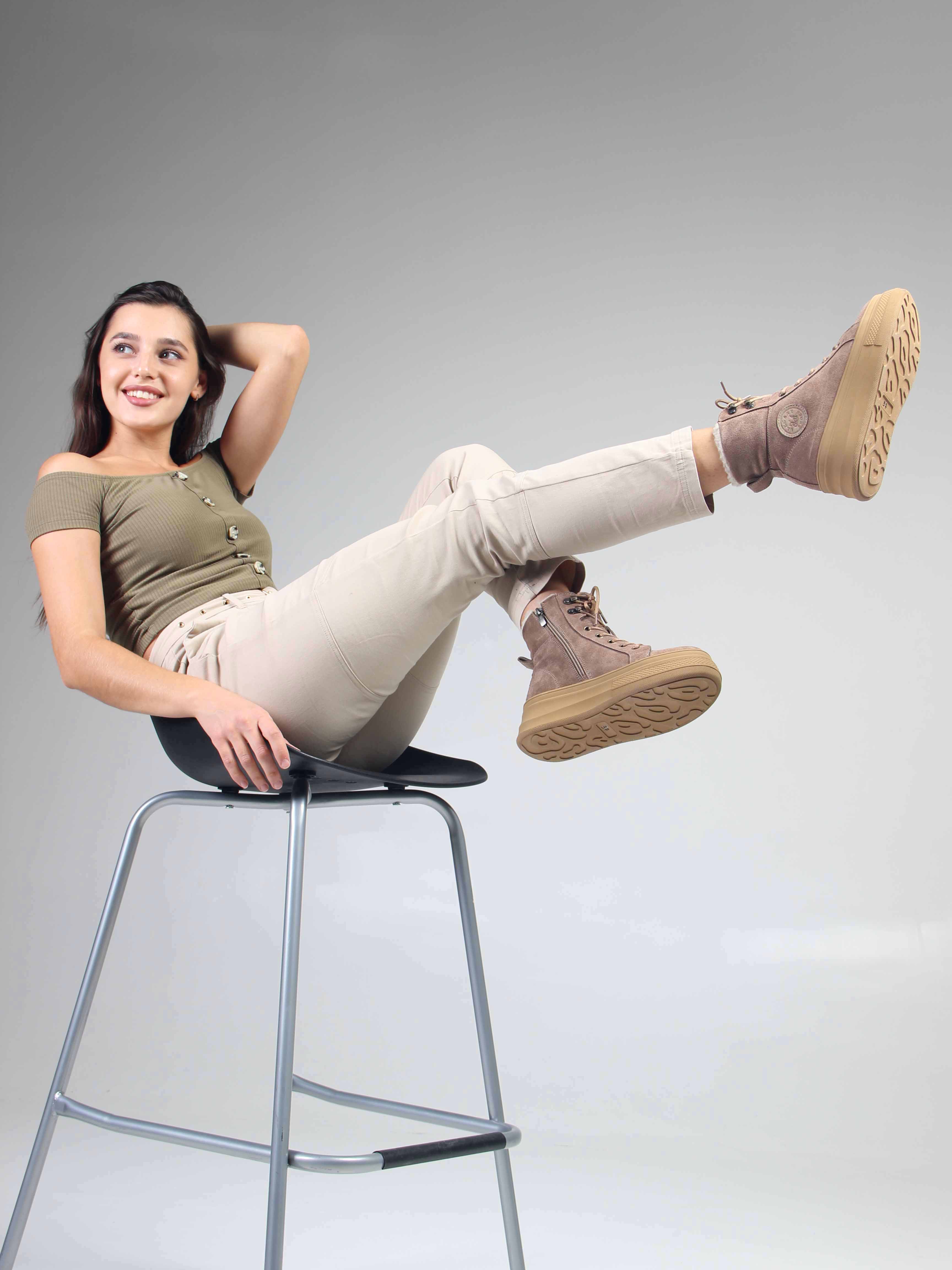 картинка Ботинки ED'ART 219.warm'br. капучино замша от интернет магазина