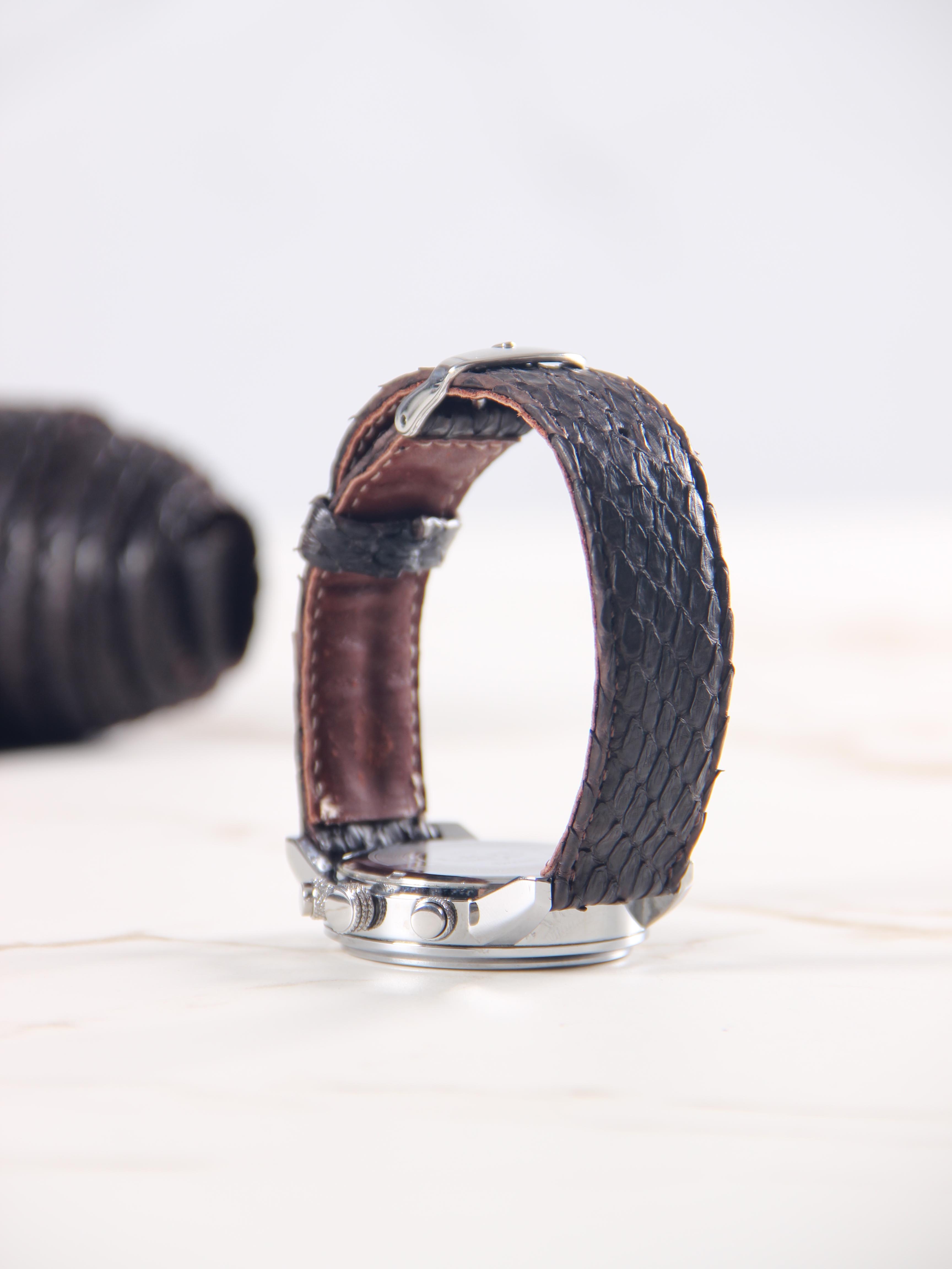 картинка Ремешок на часы R22 коричневый питон от интернет магазина