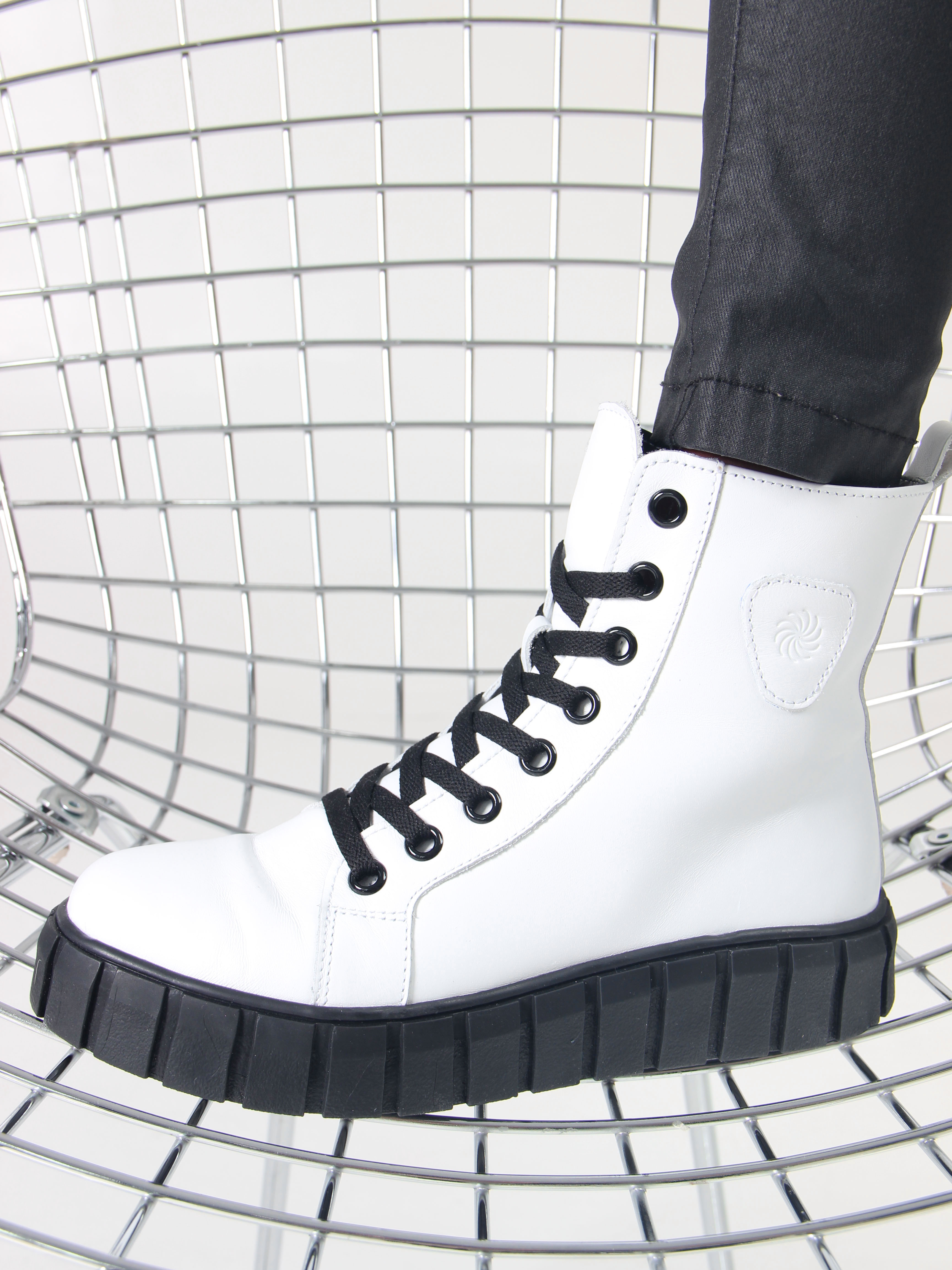 картинка Ботинки ED'ART 214.1918'bl. white от интернет магазина