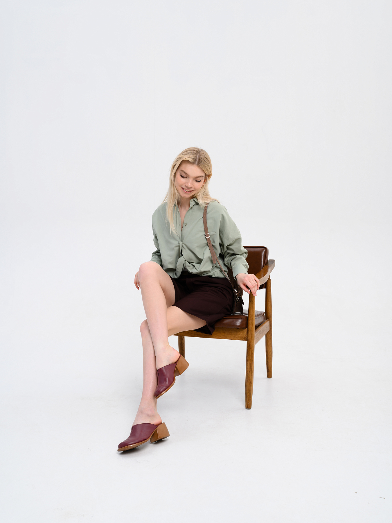 картинка Сабо ED'ART 5132.23663'br. Гнилая вишня+коричневый от интернет магазина