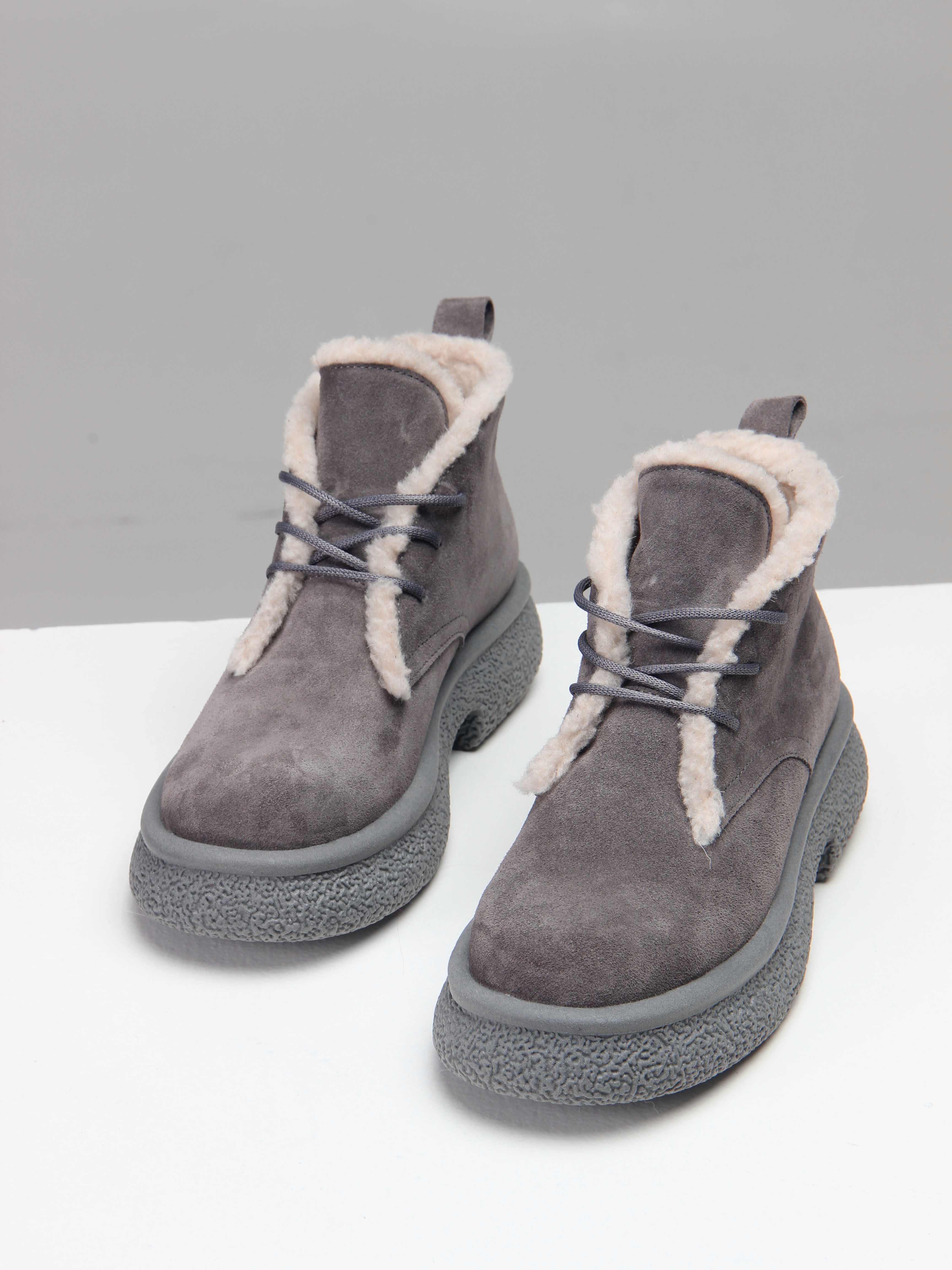 картинка Ботинки ED'ART 308.агата gr. серый замок замша от интернет магазина