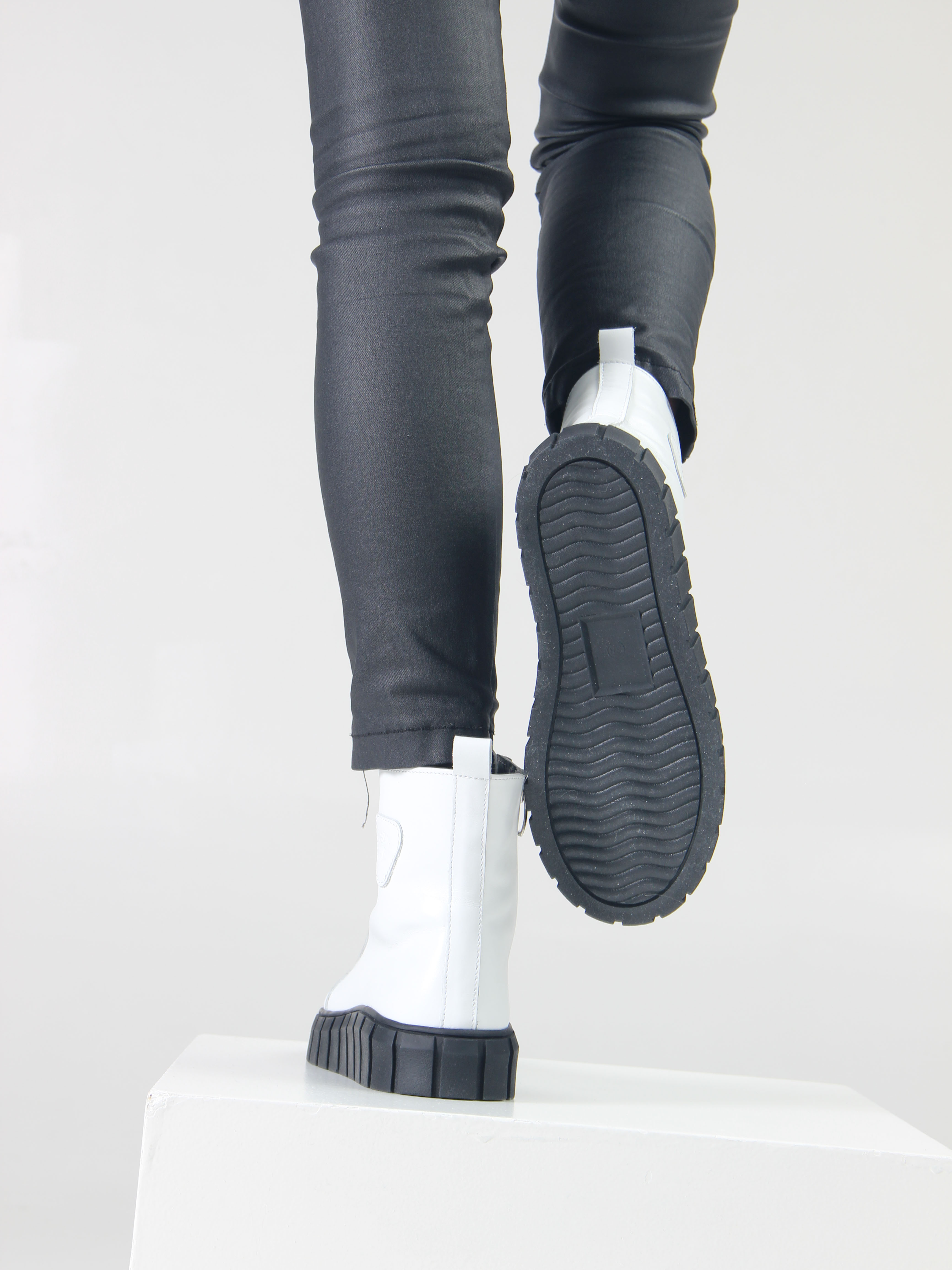 картинка Ботинки ED'ART 214.1918'bl. white от интернет магазина