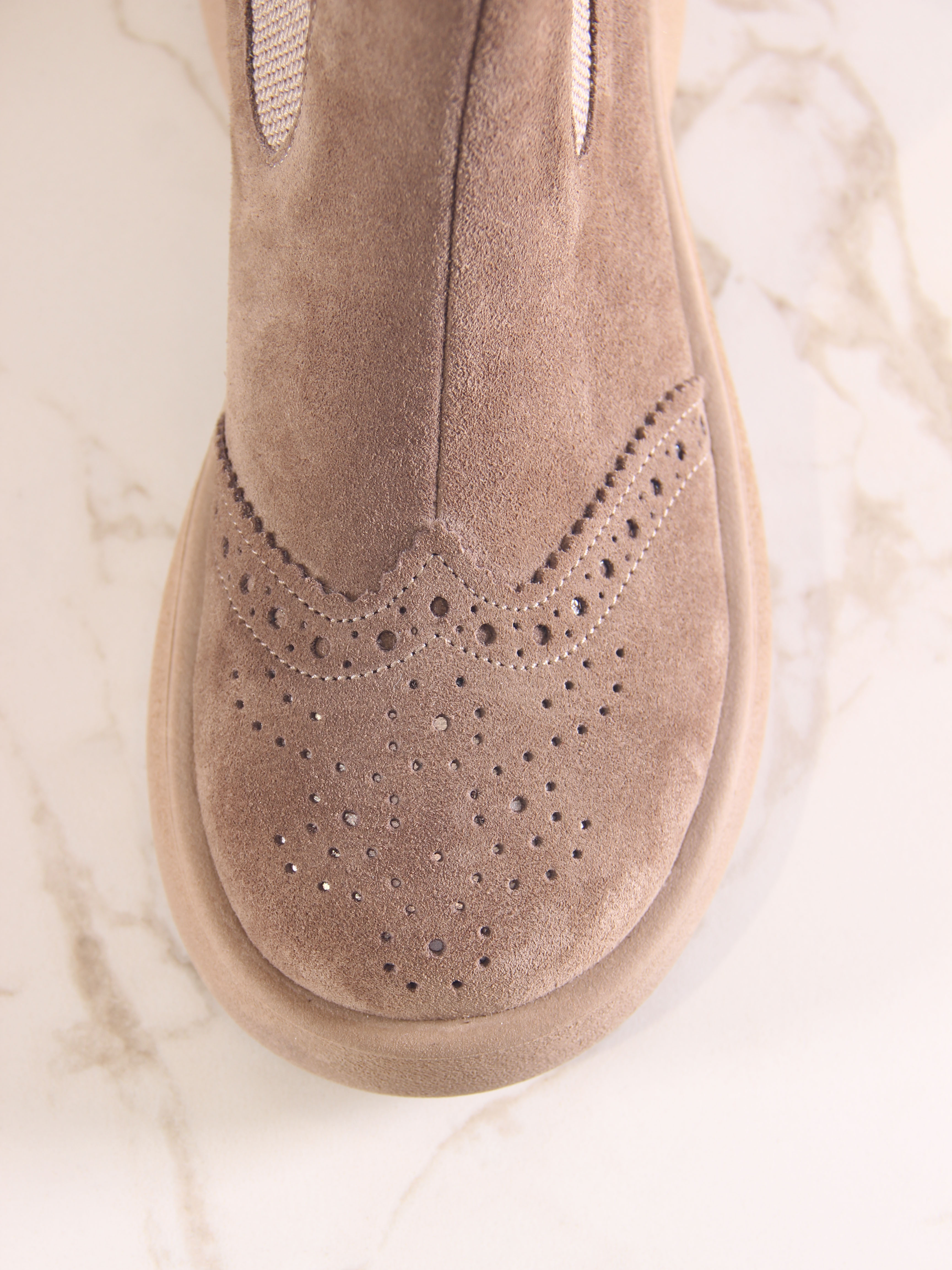 картинка Челси ED'ART 332.927'ka. Серо-коричневая замша от интернет магазина