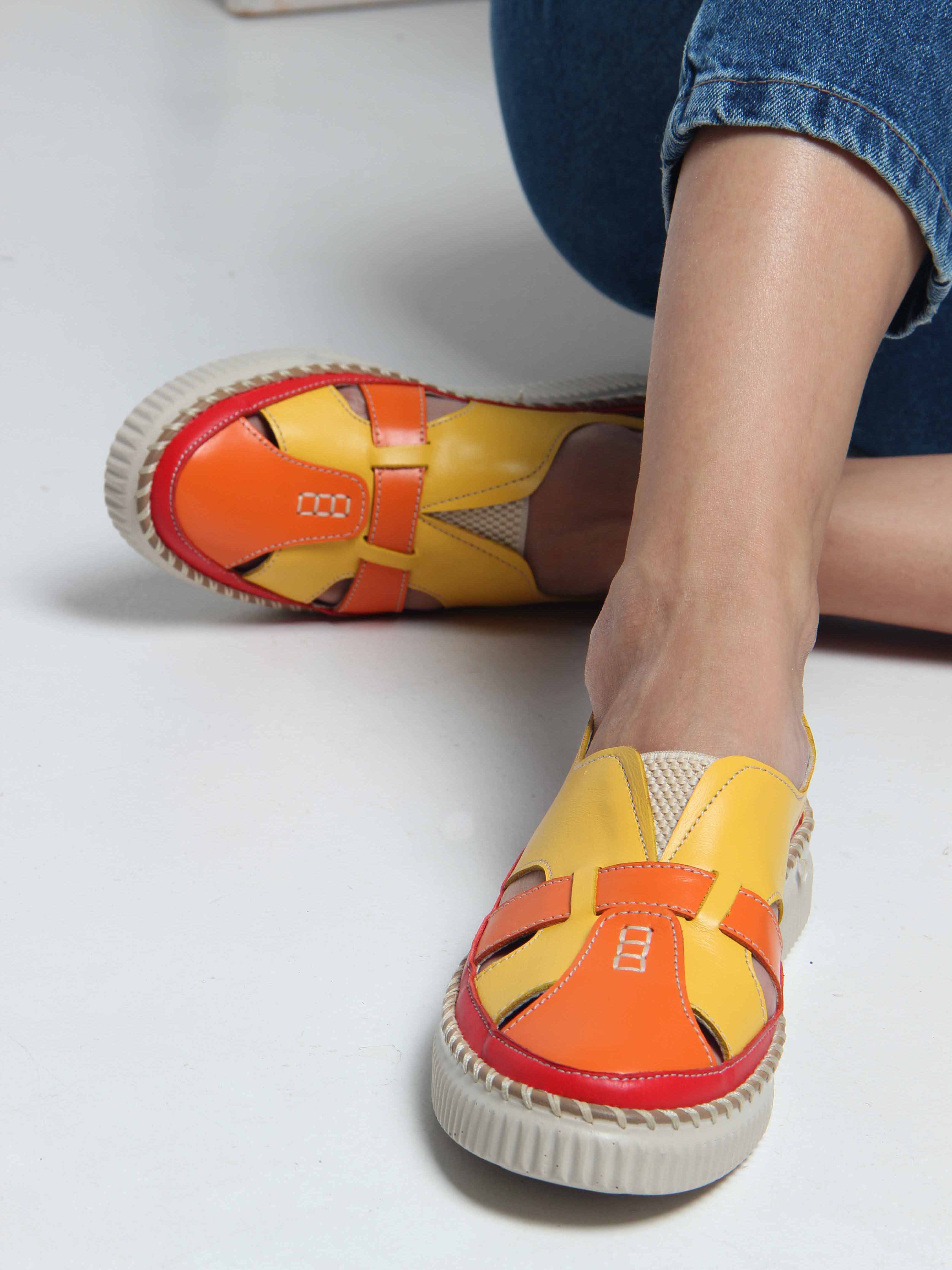 картинка Слипоны ED'ART 116.2500'be. Желтый оранжевый красный от интернет магазина