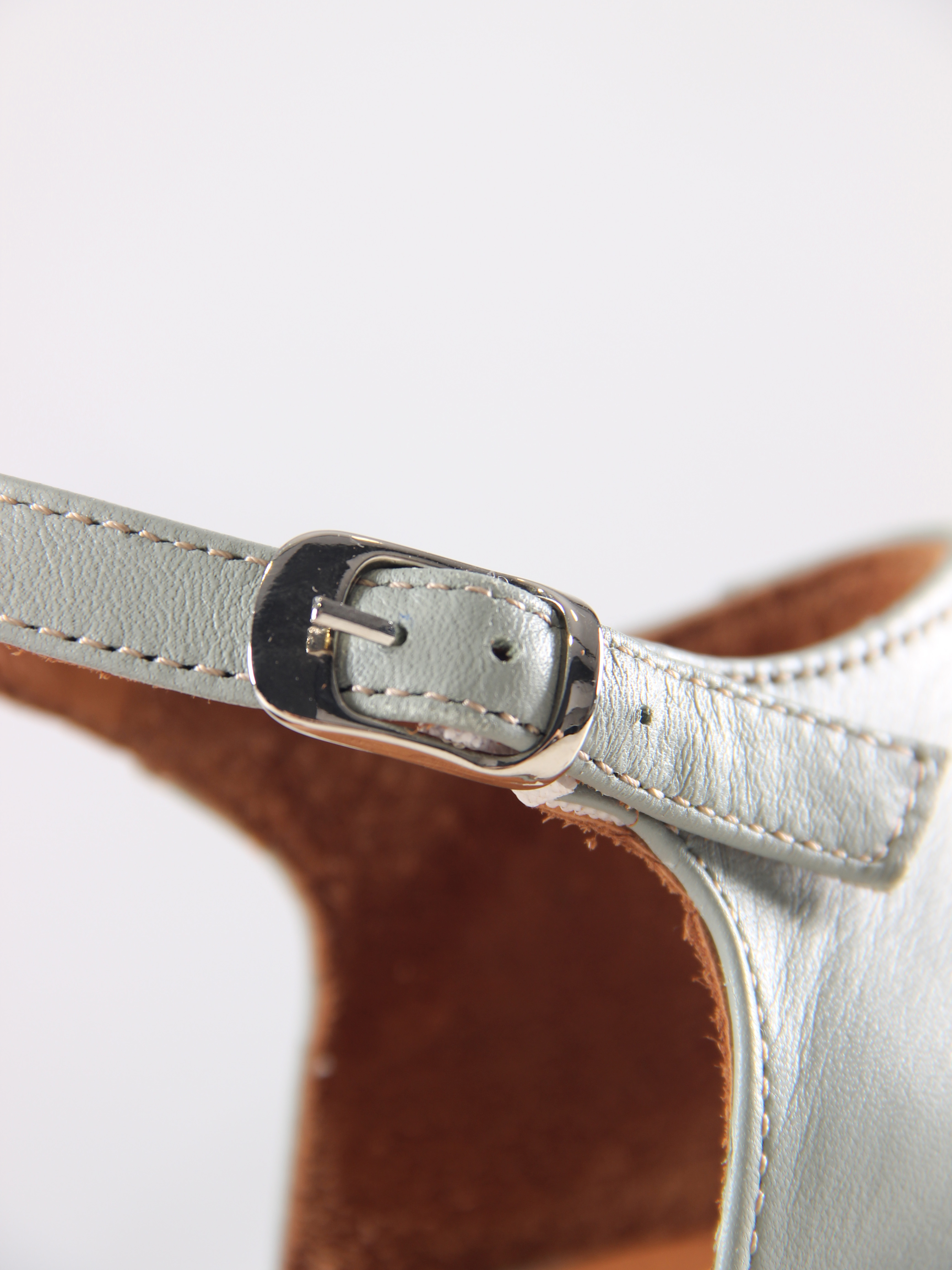 картинка Босоножки ED'ART 5033.23663'bе. Авокадо лион+коричневый от интернет магазина