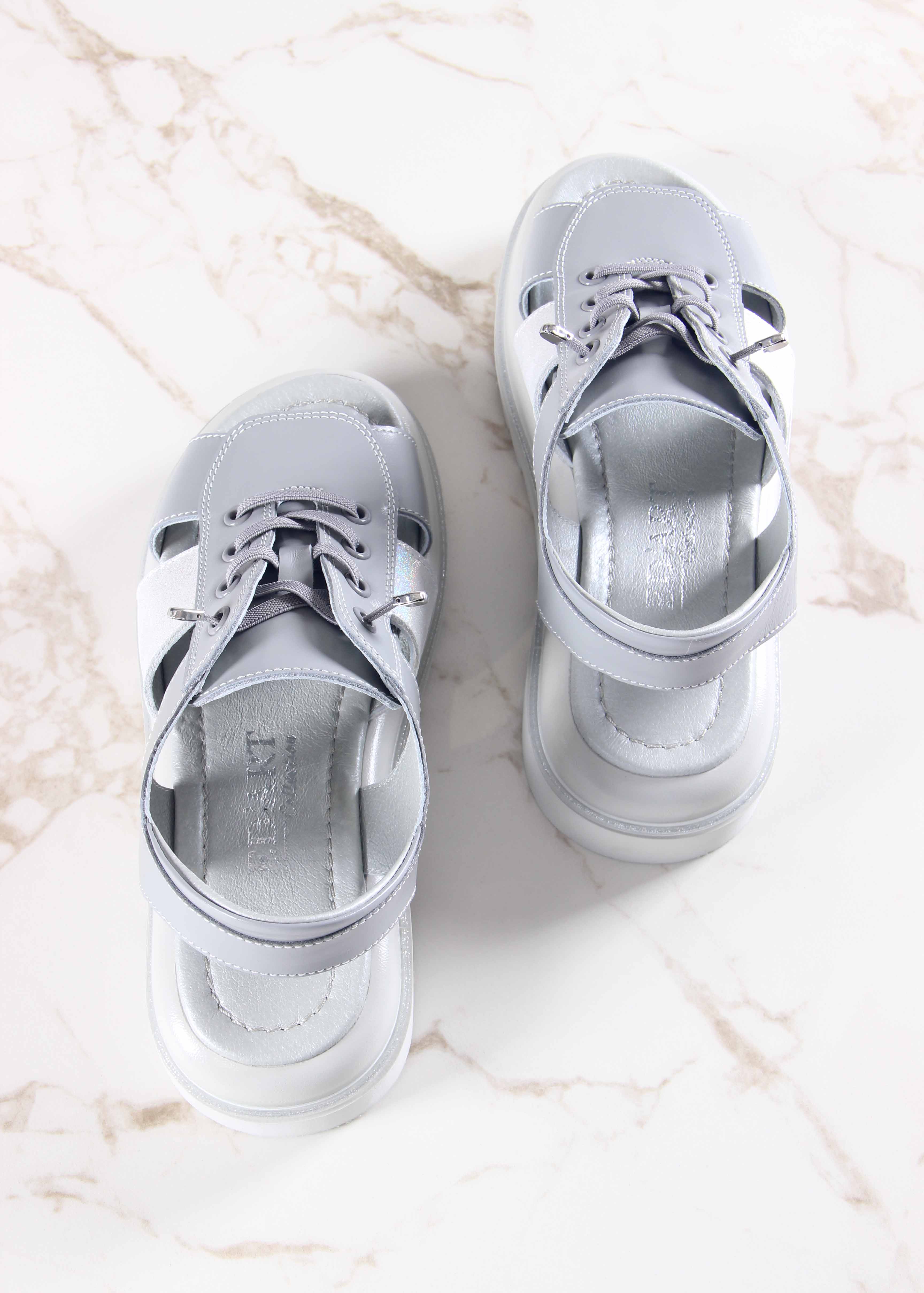 картинка Босоножки ED'ART 2029.2525'gr. Серый белый ибица от интернет магазина