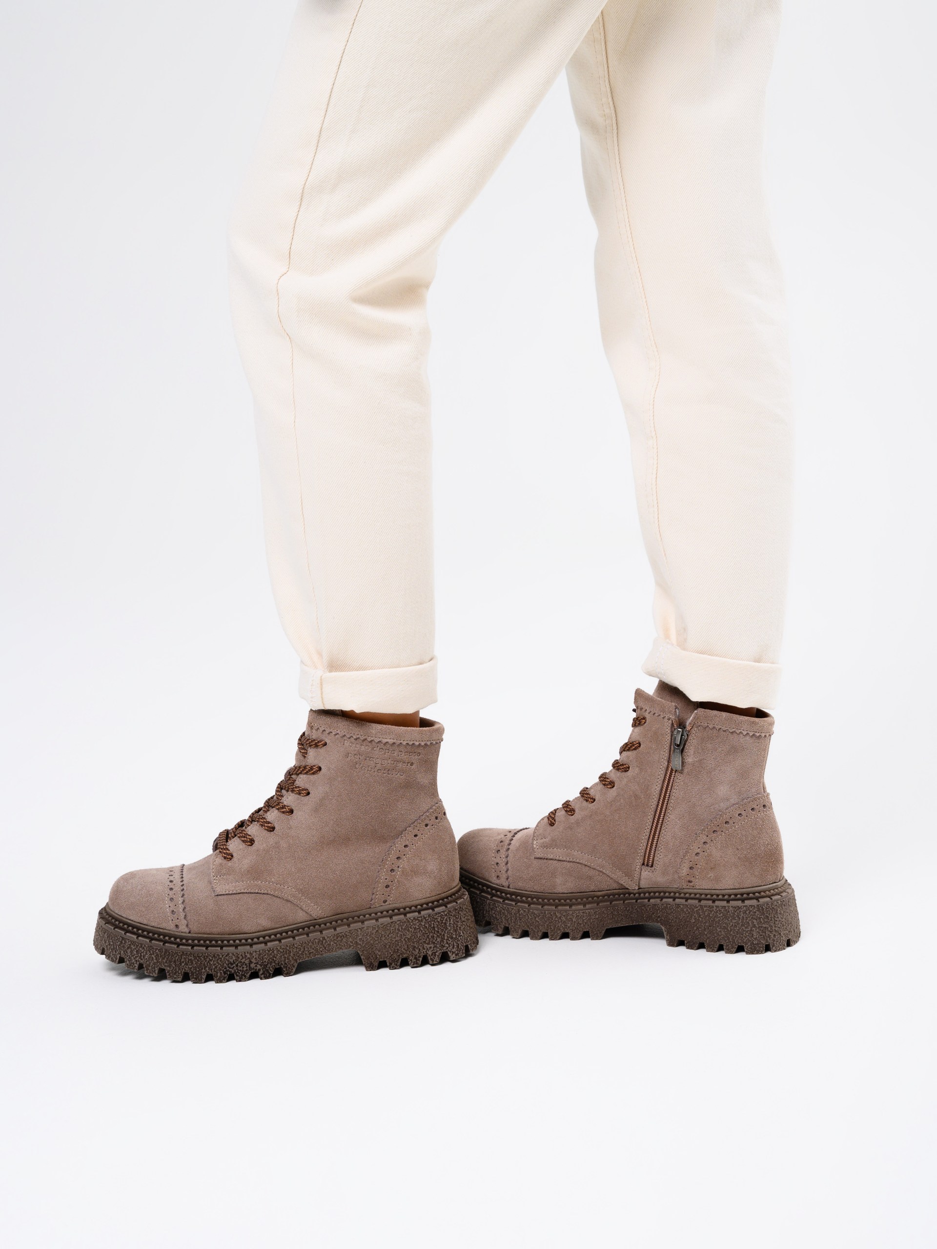 картинка Ботинки ED'ART 319.22511'br. Капучино замша от интернет магазина