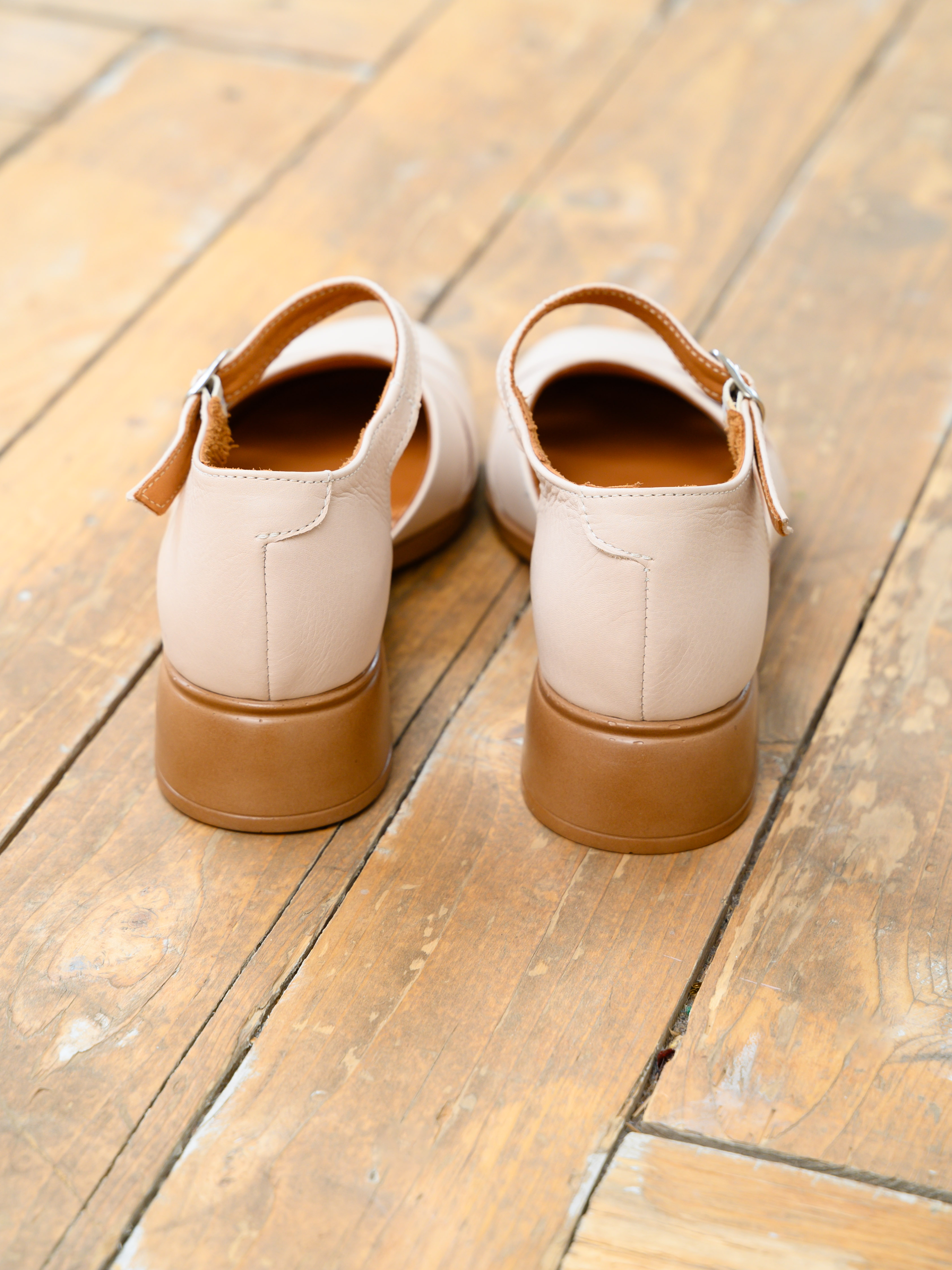 картинка Босоножки ED'ART 3032.25294'br. Бежевый стар+коричневый от интернет магазина