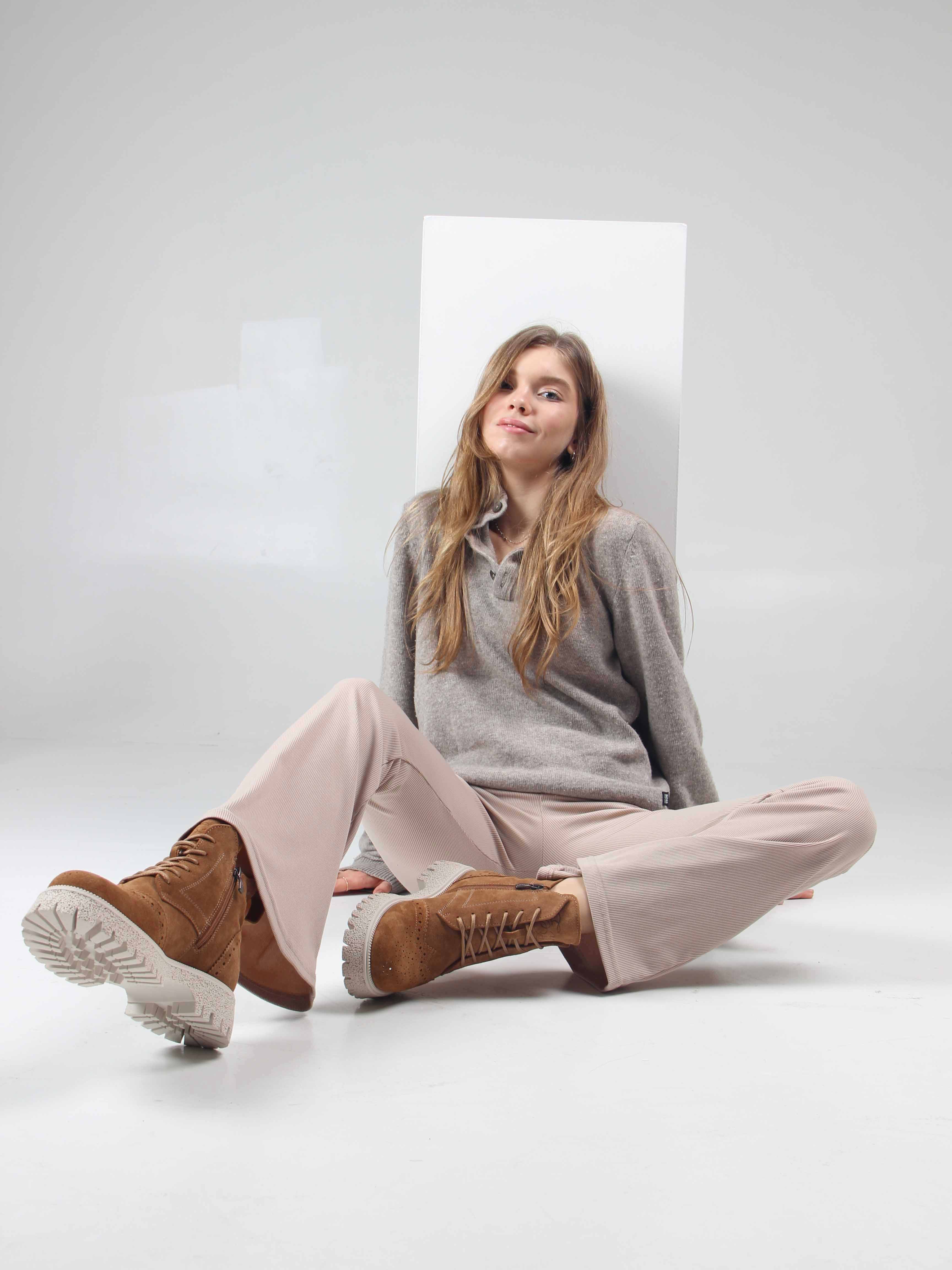 картинка Ботинки ED'ART 338.1541'be. светло-коричневый замша от интернет магазина