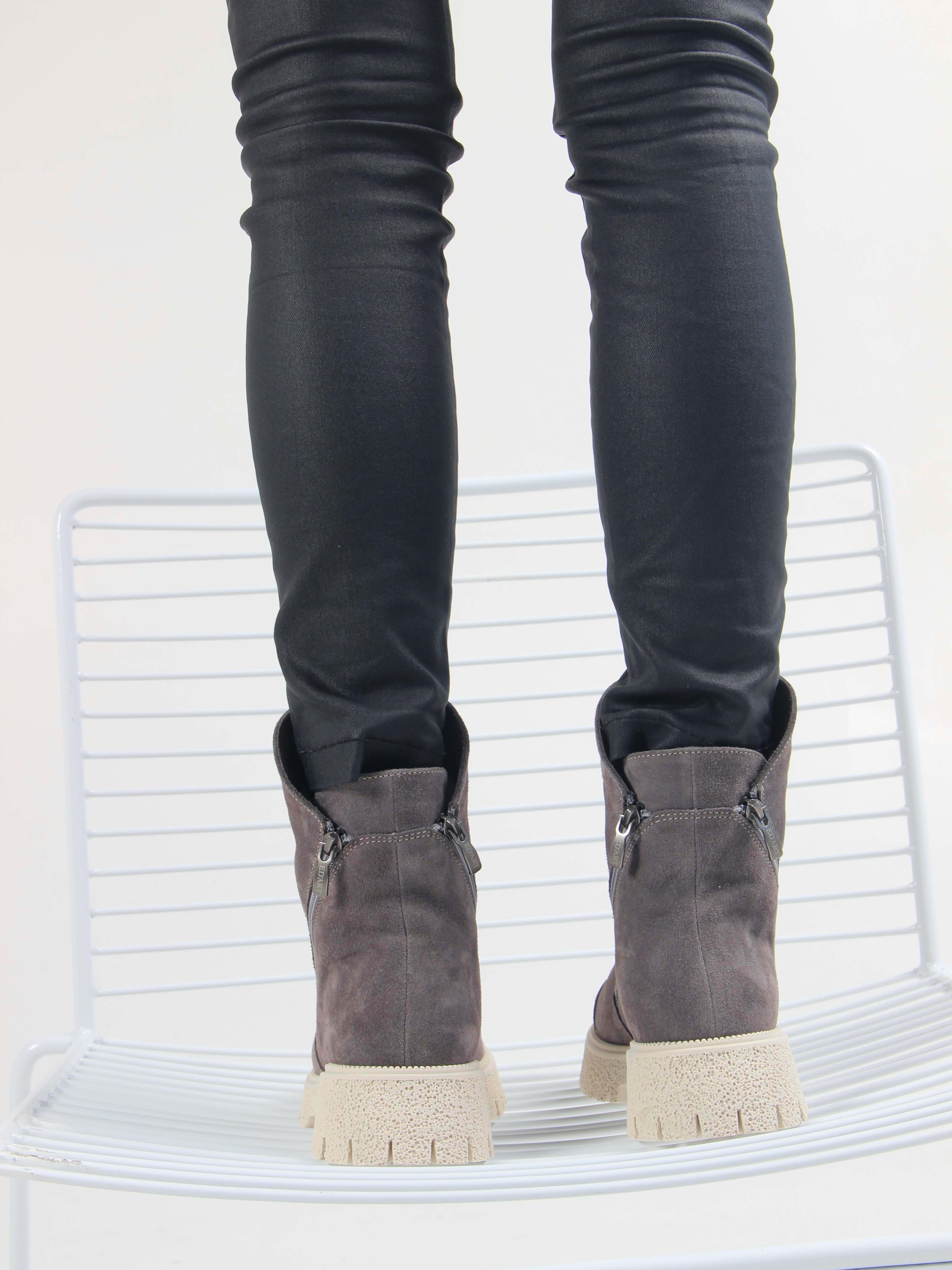 картинка Ботинки ED'ART 233.1541'be. Серый замок от интернет магазина