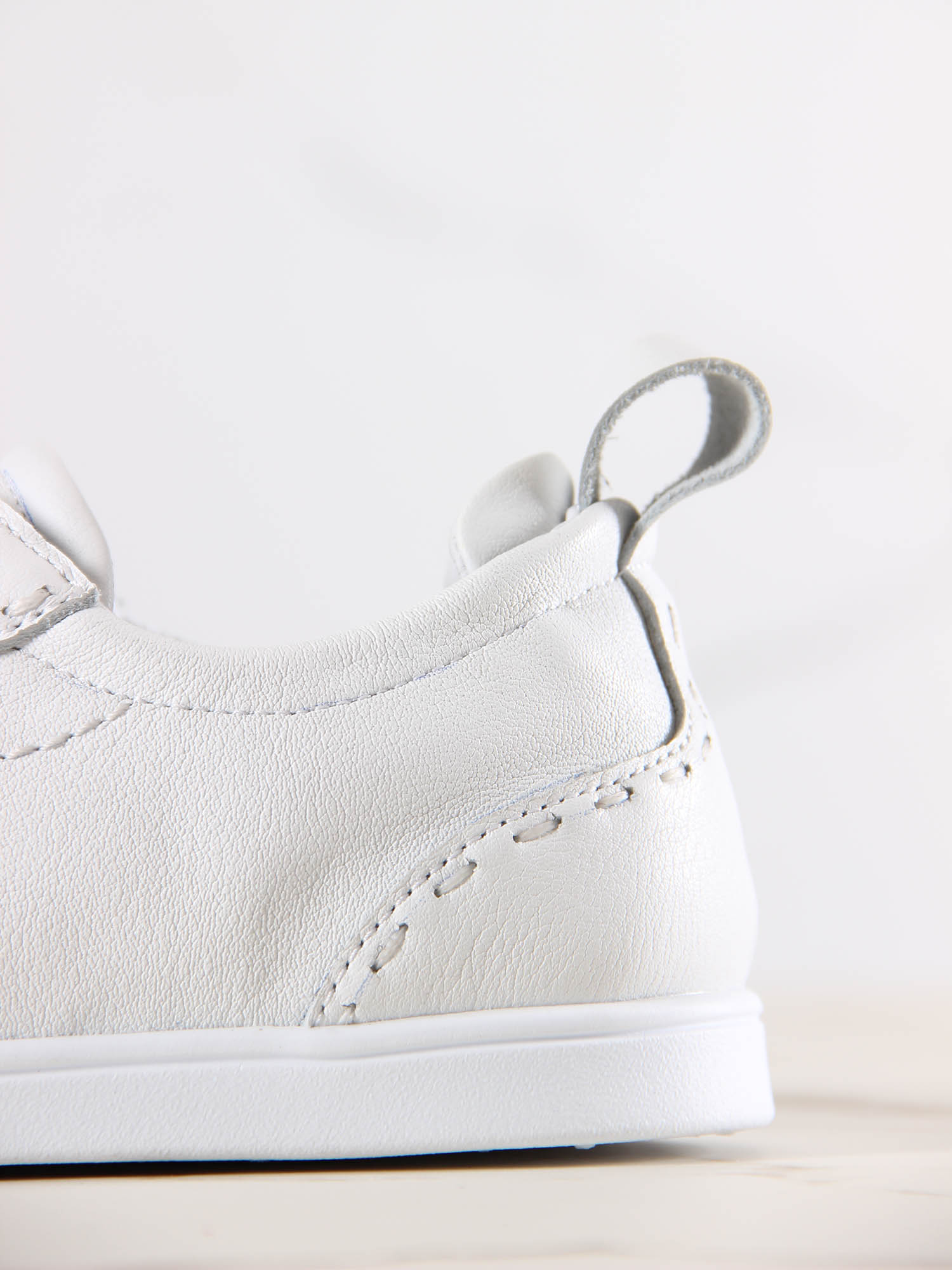 картинка Сникерины ED'ART 178.асти'w.Белый от интернет магазина