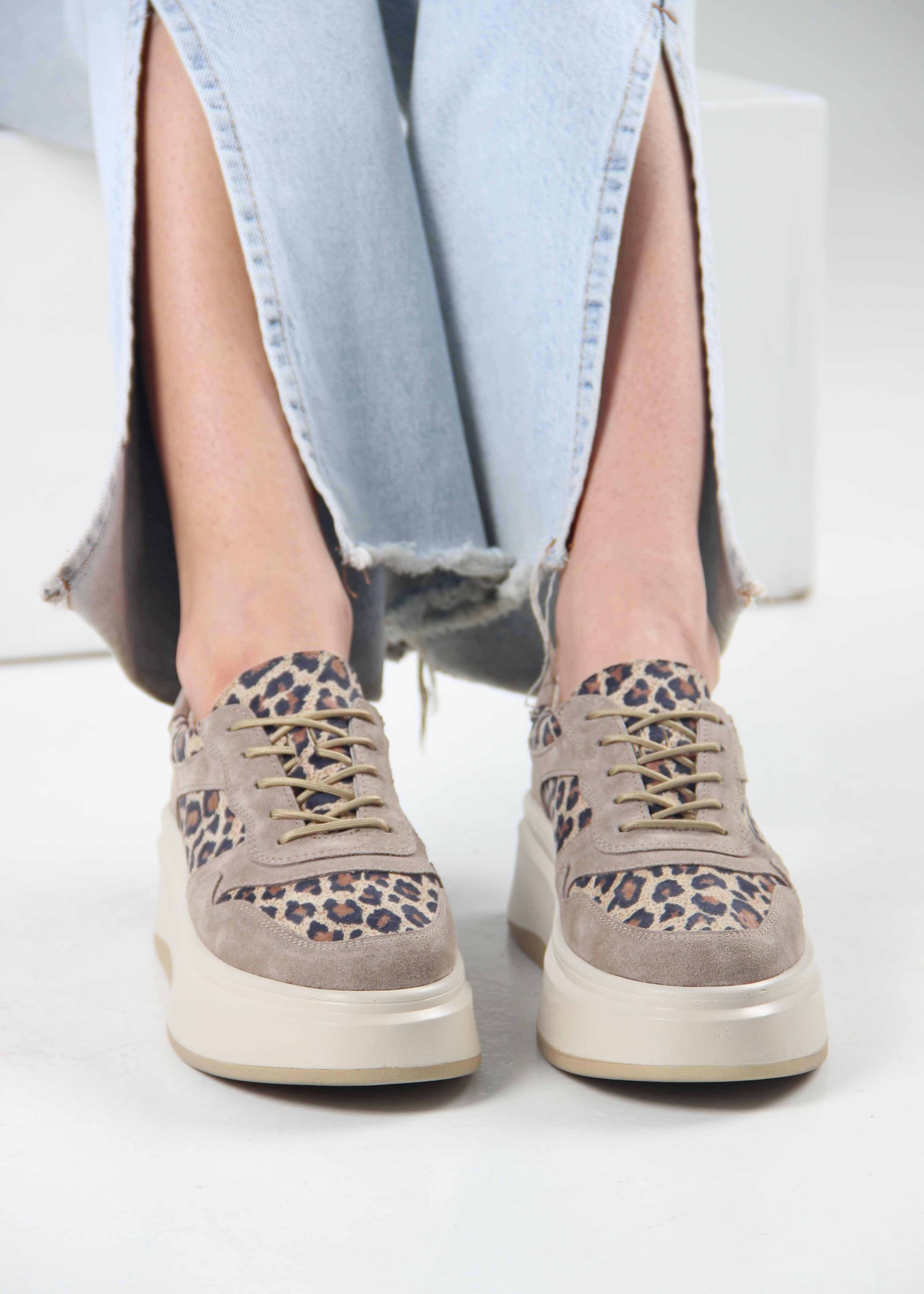 картинка Кроссовки ED'ART 149.24916'be. бежевый леопард ваниль замша от интернет магазина