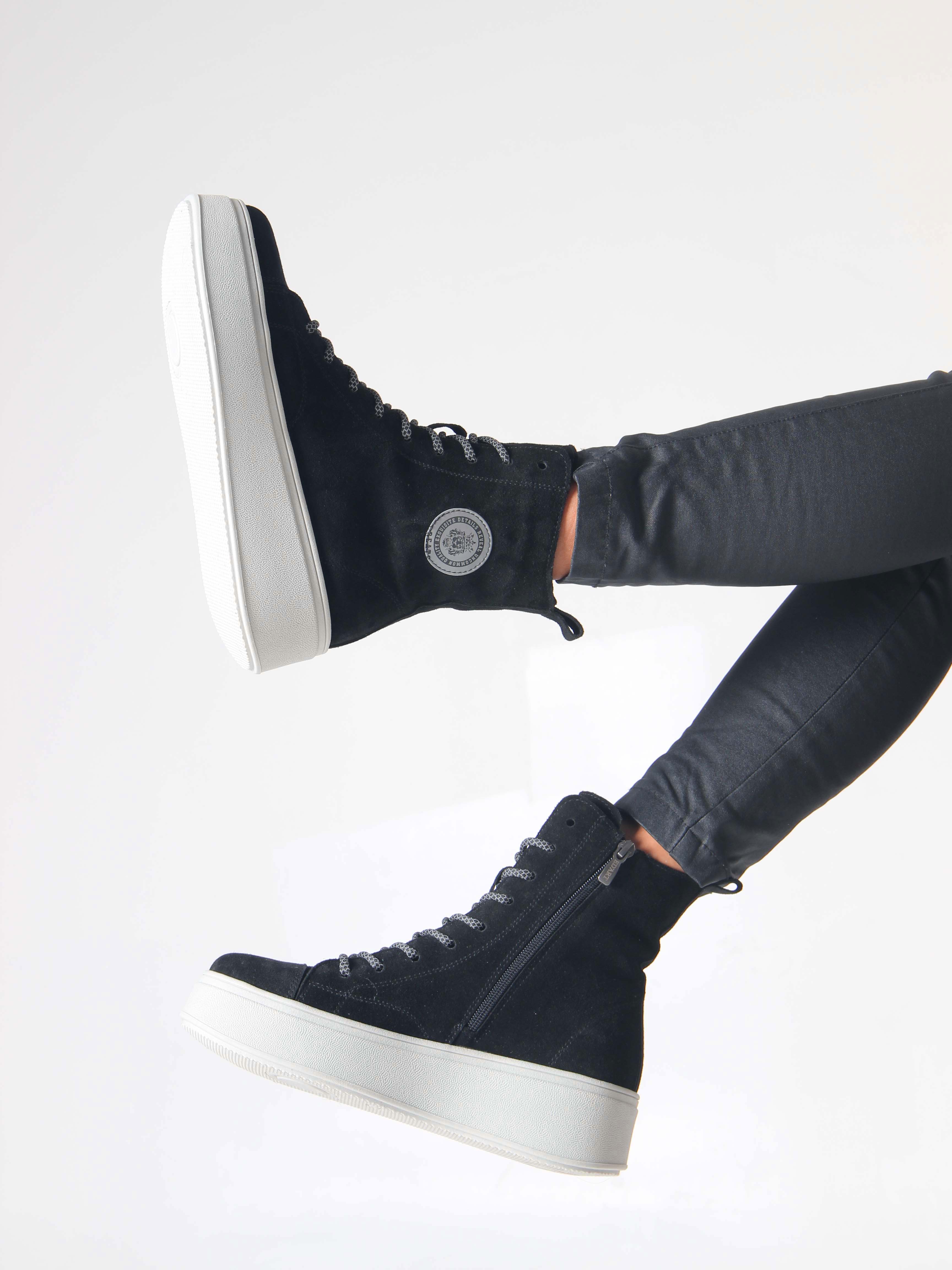 картинка Ботинки ED'ART 215.ALTA'gr. Черный замша от интернет магазина