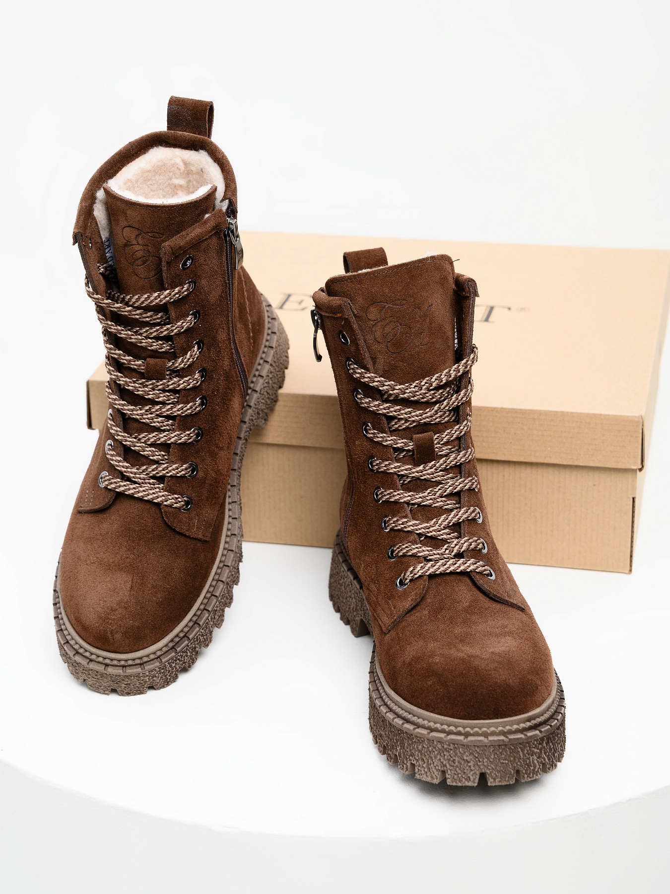 картинка Ботинки ED'ART 327.22511'br.Коричневый замша от интернет магазина