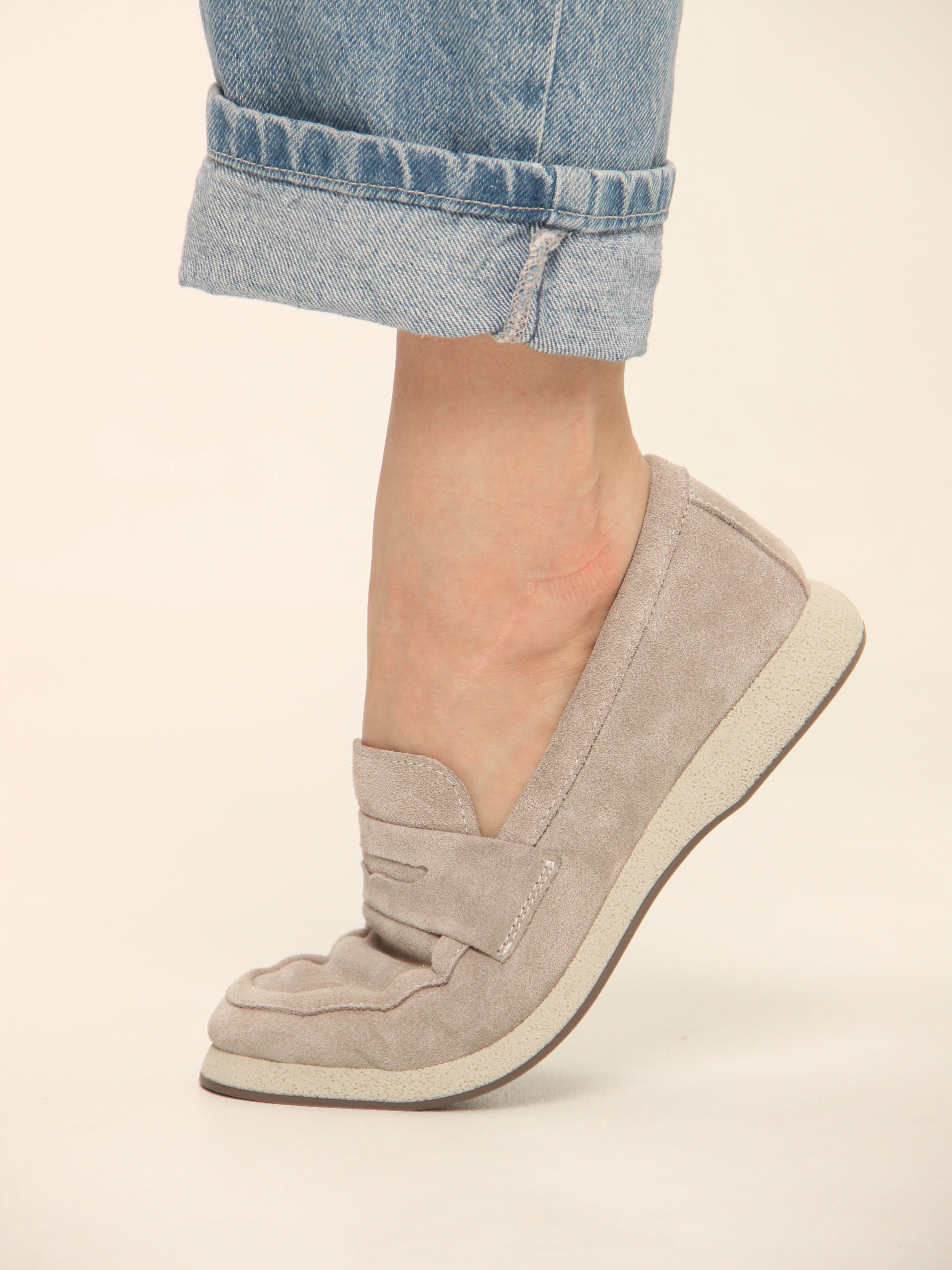 картинка Лоферы ED'ART 177.1607'be. каменный замша от интернет магазина