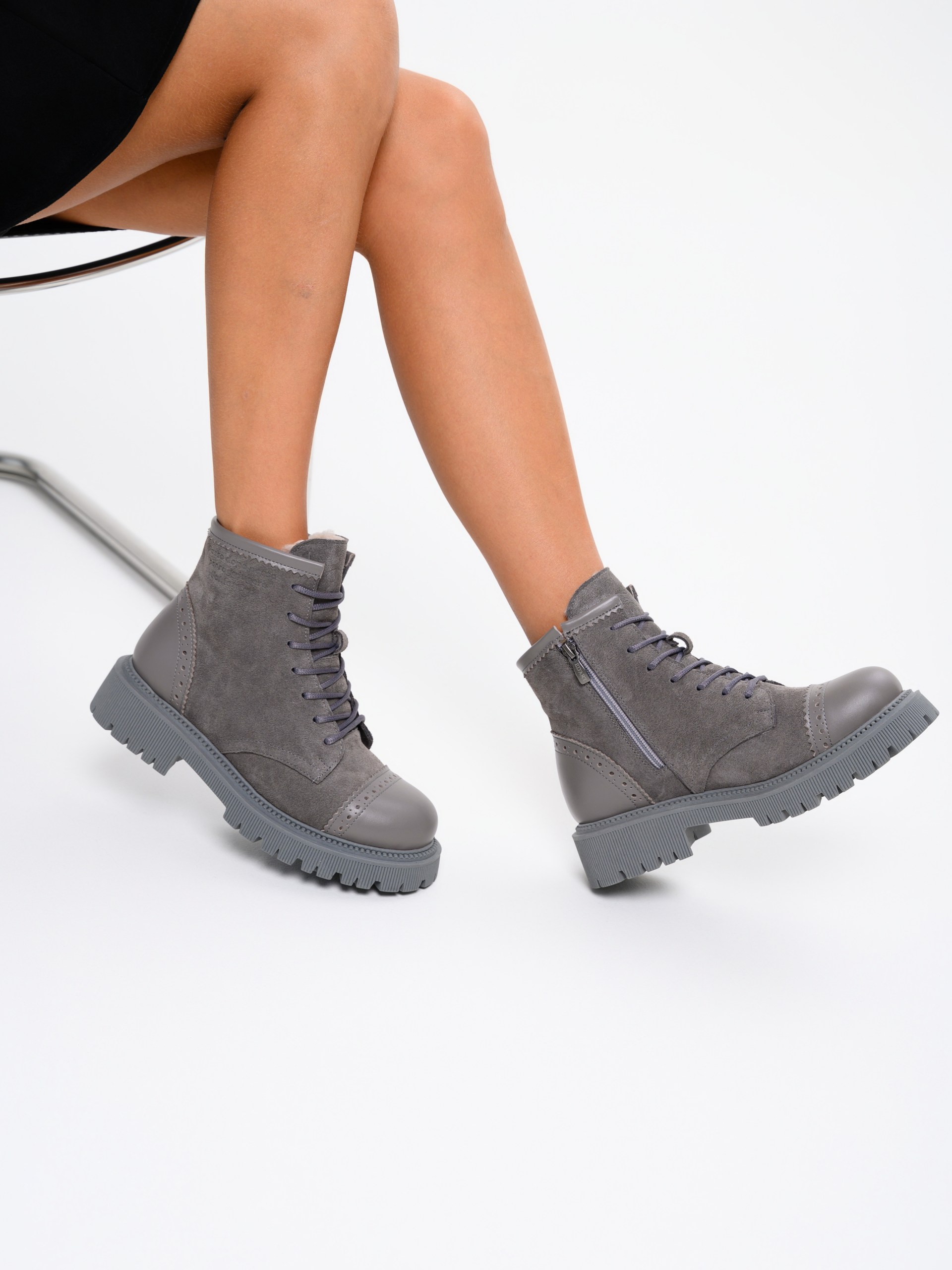 картинка Ботинки ED'ART 319.taskana'gr. Серый замок замша+игуана от интернет магазина