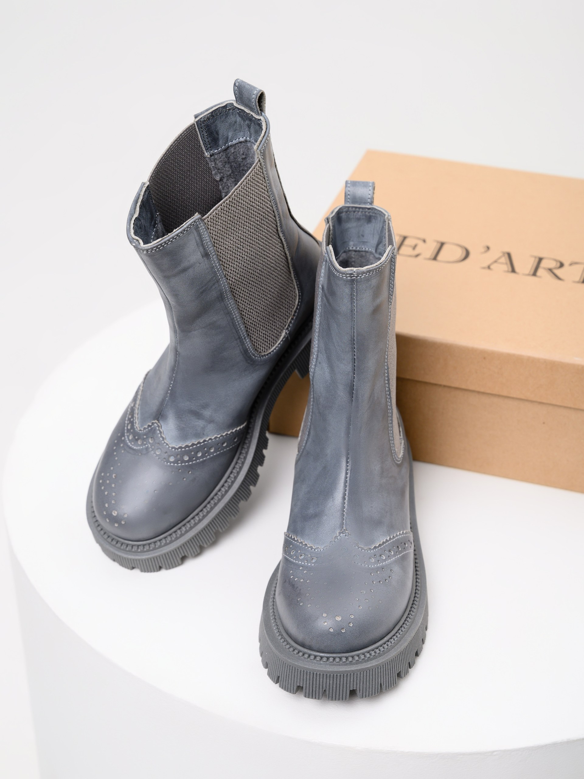 картинка Челси 360.P.taskana'gr. Вакса серый от интернет магазина