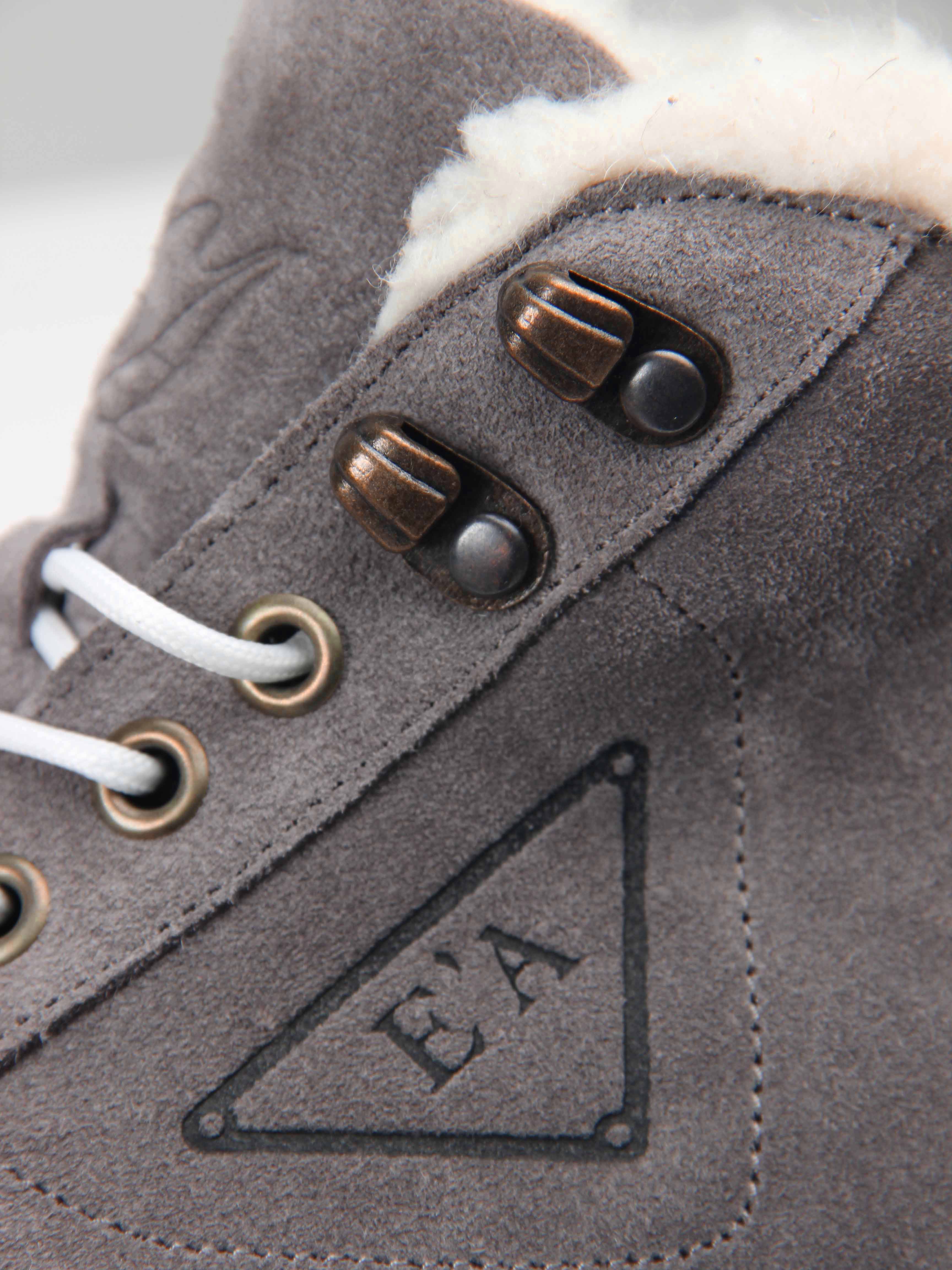 картинка Ботинки ED'ART 243.212131'w. серый замок замша от интернет магазина