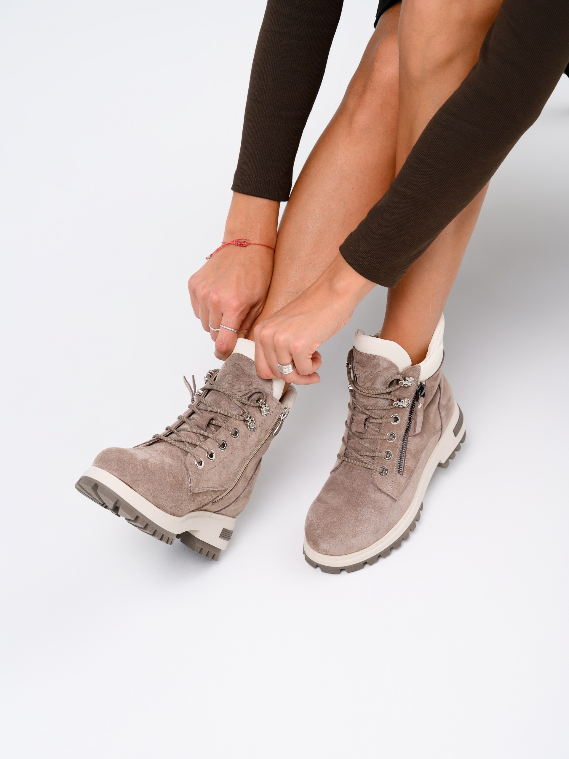 картинка Ботинки ED'ART 261.uno9'br. Капучино замша+бежевый от интернет магазина