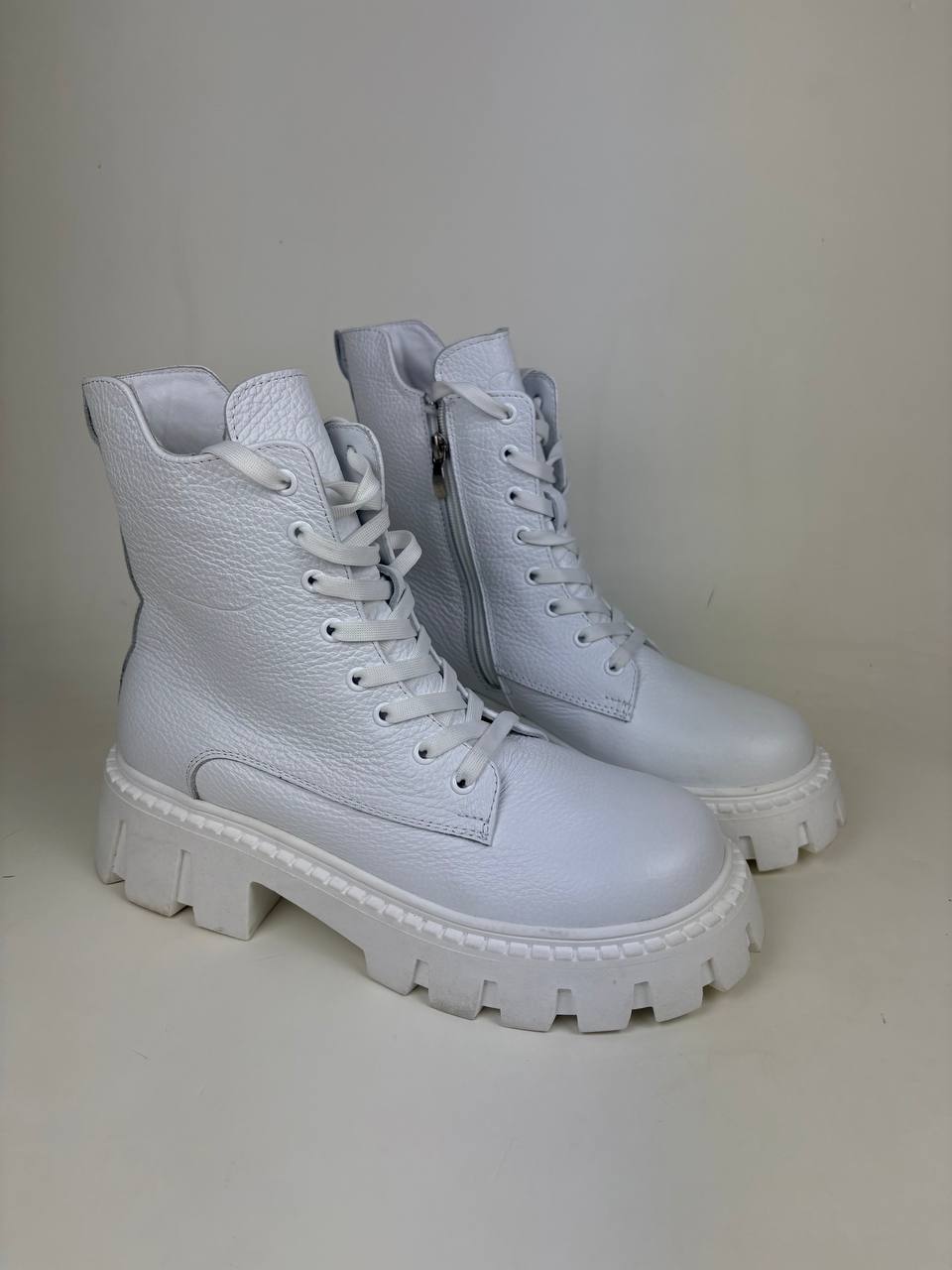 картинка Ботинки ED'ART 346.чанки'w. Белый бартон уценка от интернет магазина