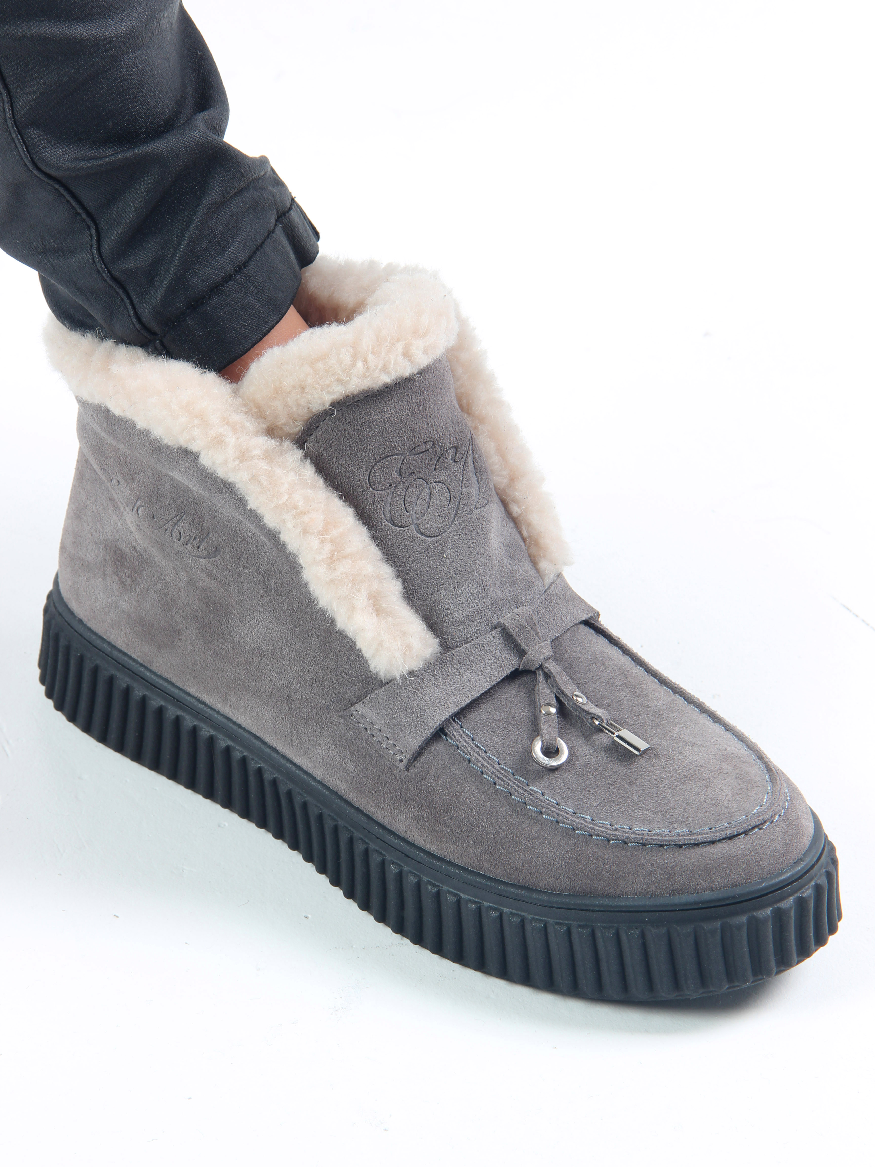 картинка Ботинки ED'ART 307.от11'bl. серый замок  замша от интернет магазина