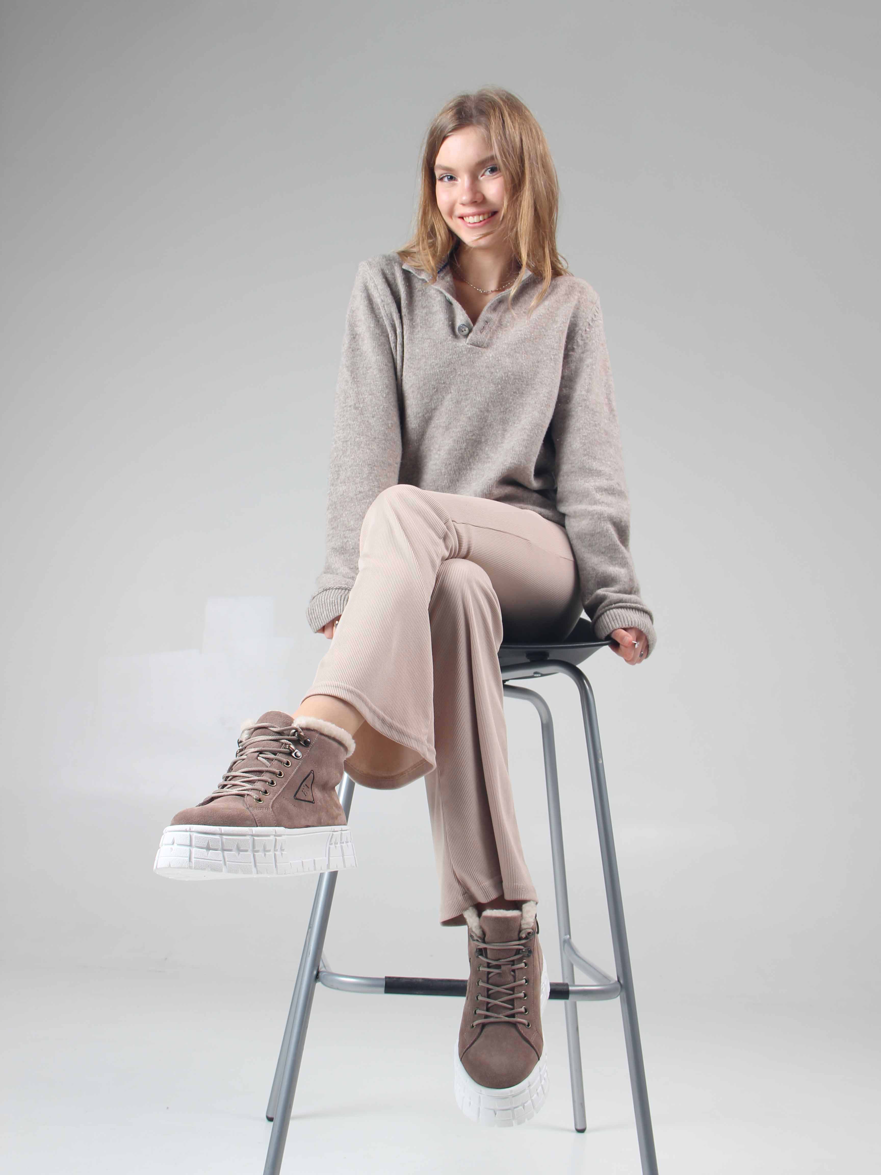 картинка Ботинки ED'ART 243.212131'w. Капучино замша от интернет магазина