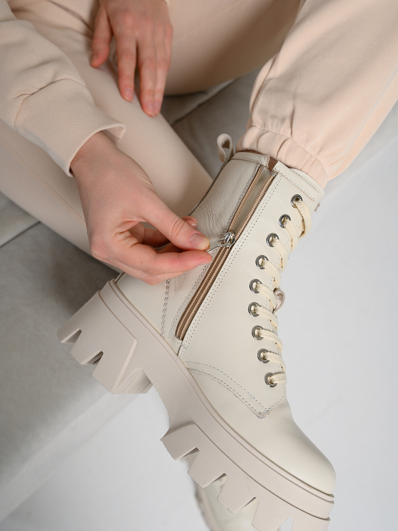 картинка Ботинки ED'ART 329.зиплайн'be. бежевый от интернет магазина