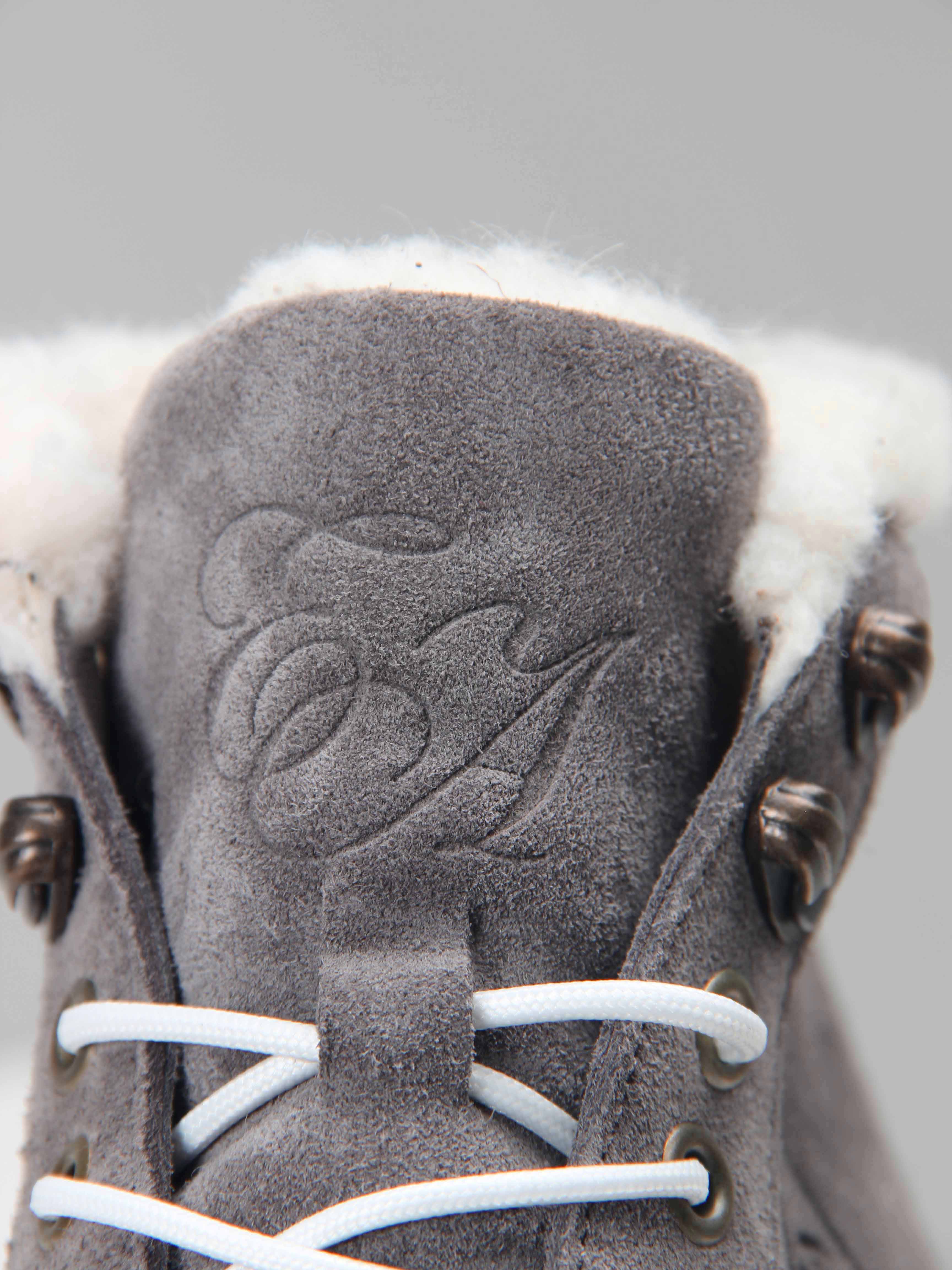 картинка Ботинки ED'ART 243.212131'w. серый замок замша от интернет магазина