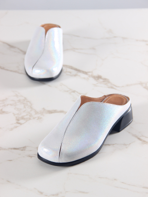 Сабо кожаные белые