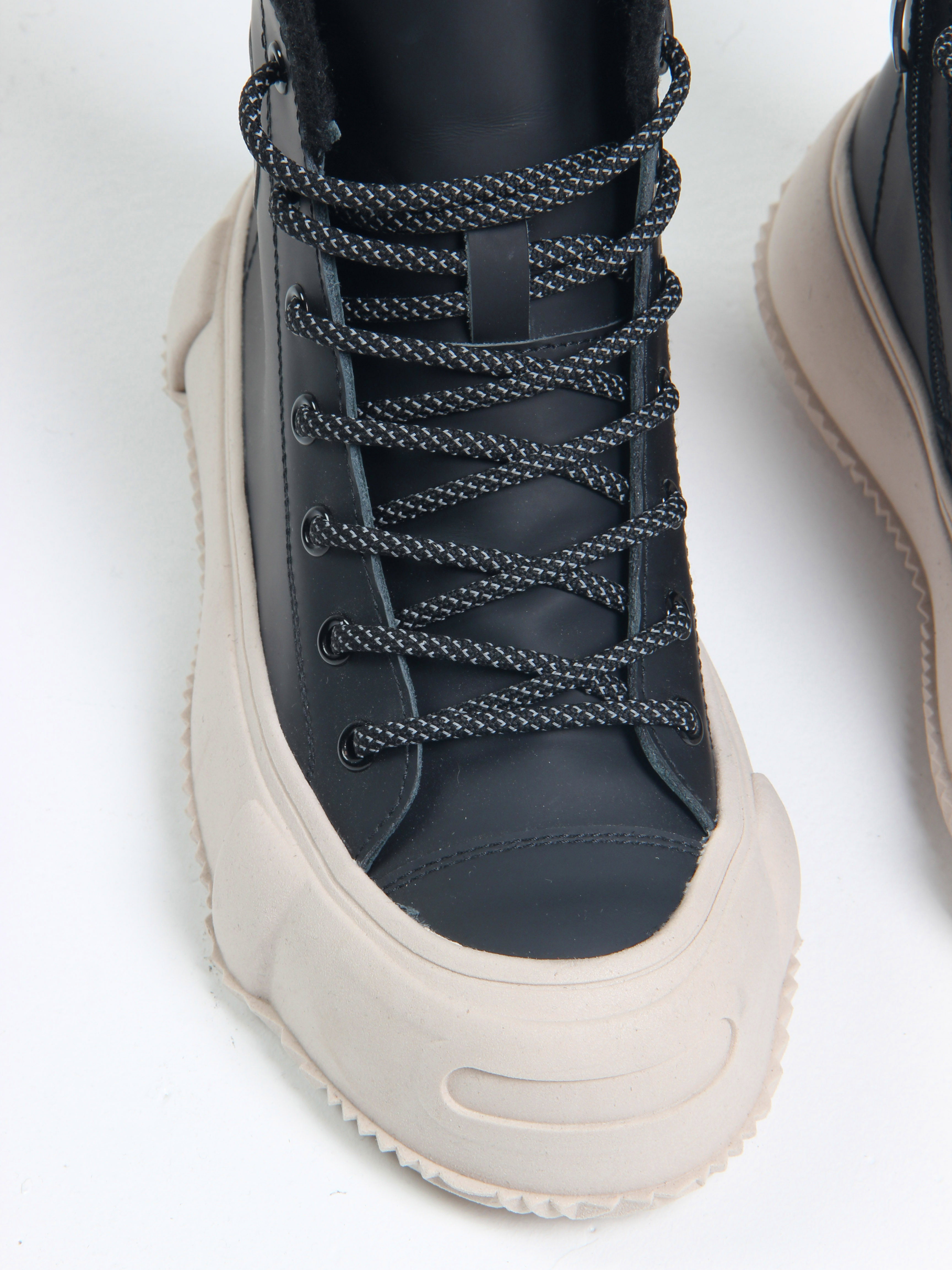 картинка Ботинки ED'ART 217.PODYUM151'be. черный от интернет магазина