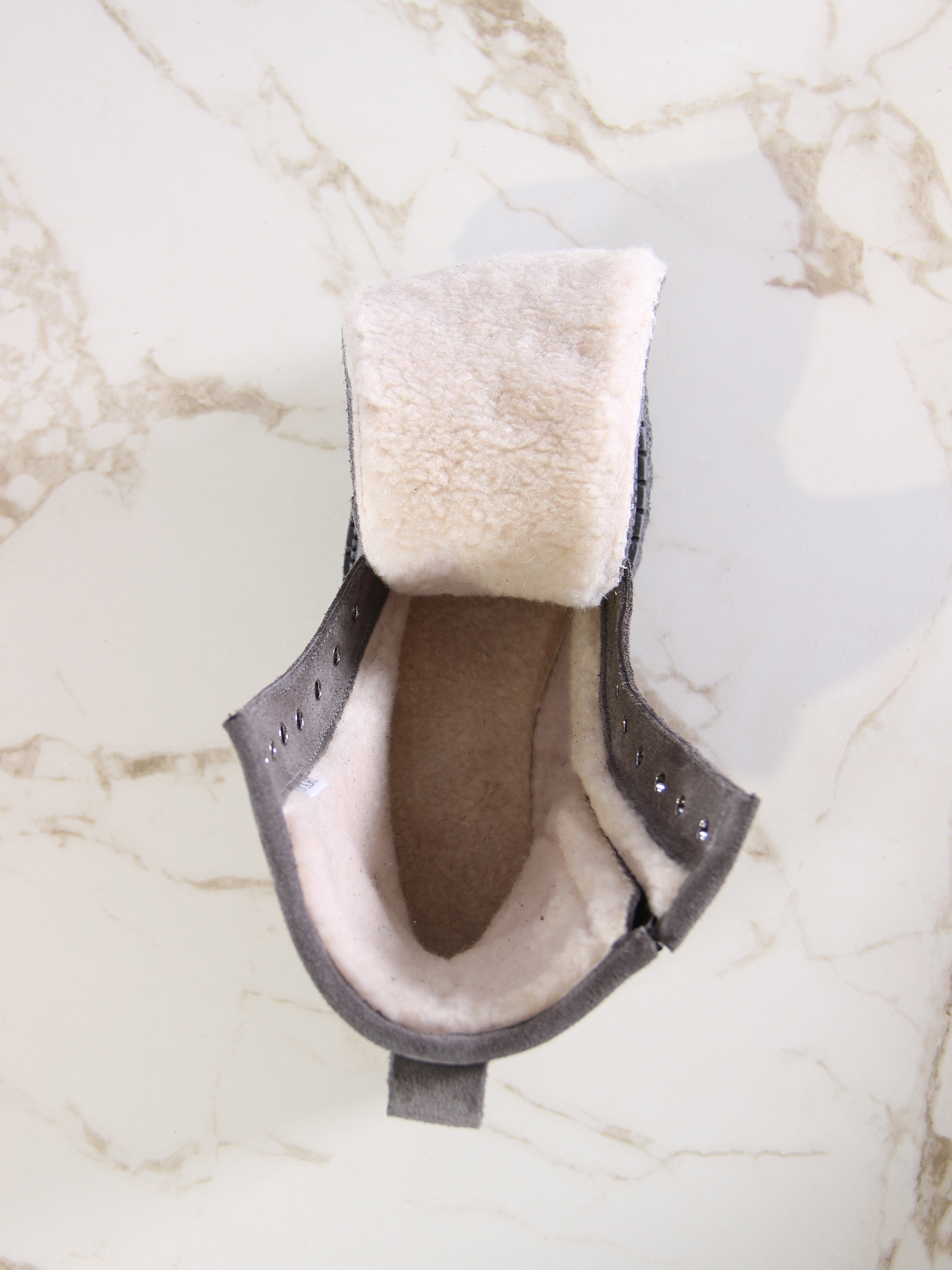 картинка Ботинки ED'ART 327.22511'gr.Серый замок замша от интернет магазина