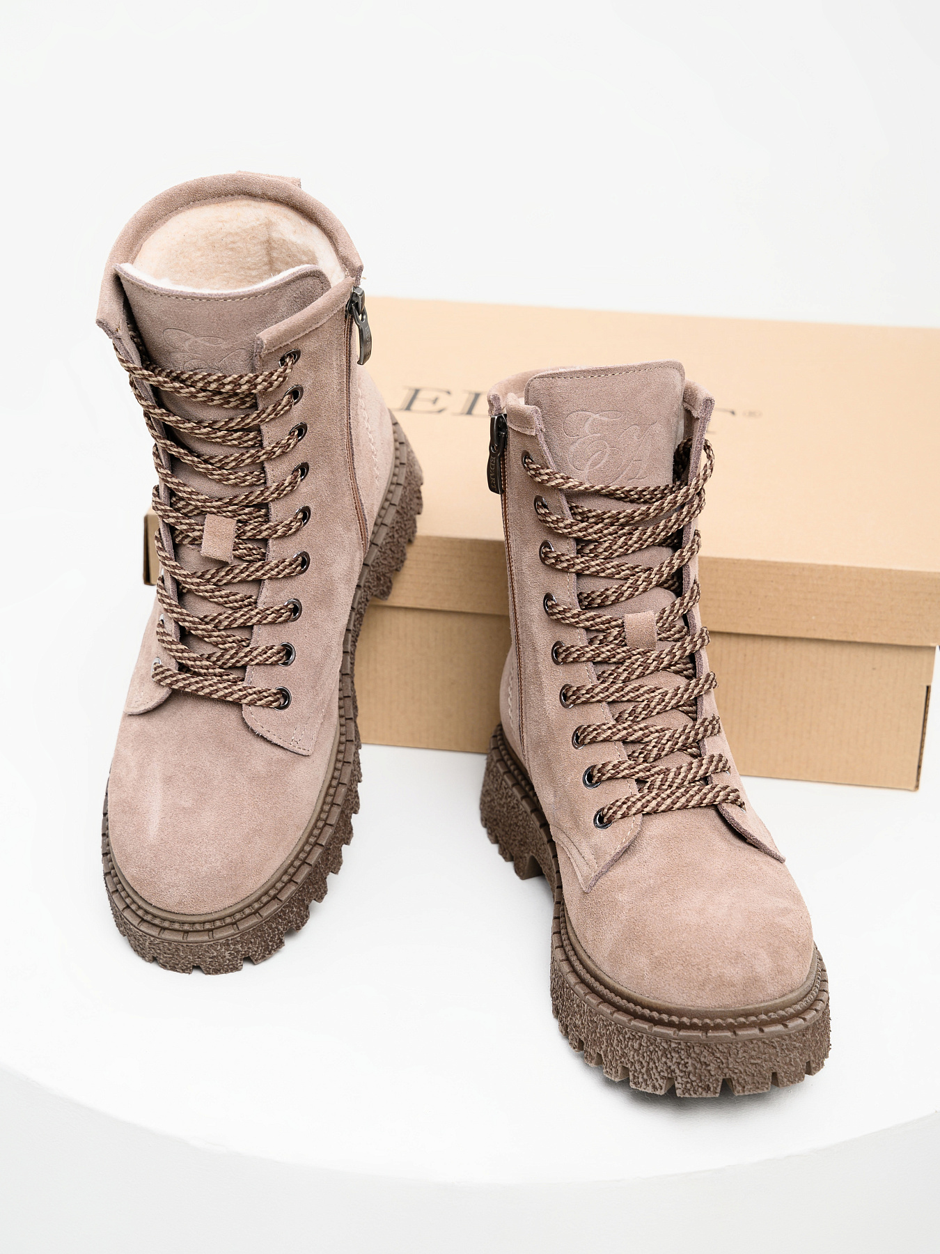 картинка Ботинки ED'ART 327.22511'br.Капучино замша от интернет магазина