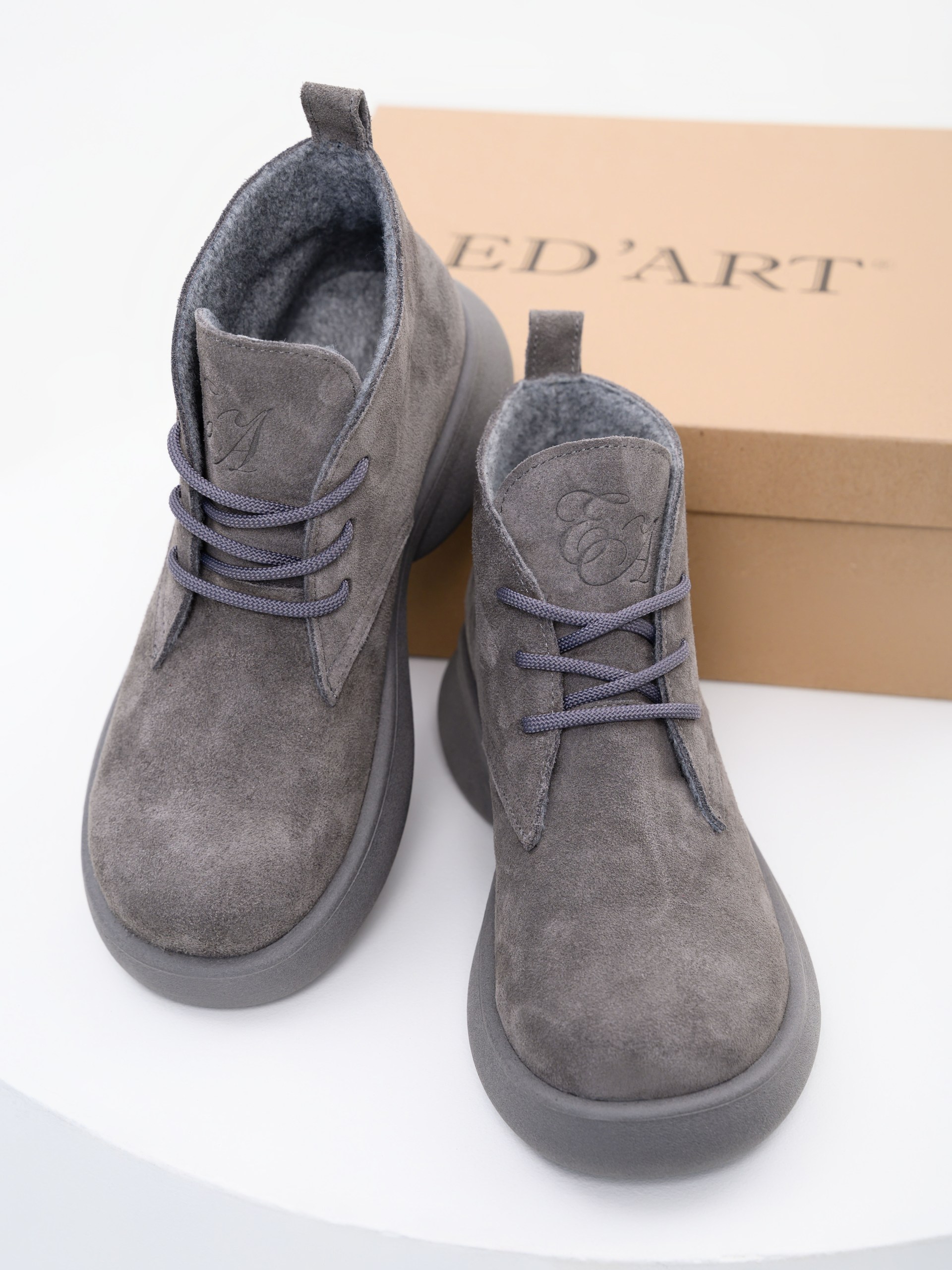 картинка Ботинки  ED'ART 308.927'gr. серый замок замша+серый от интернет магазина