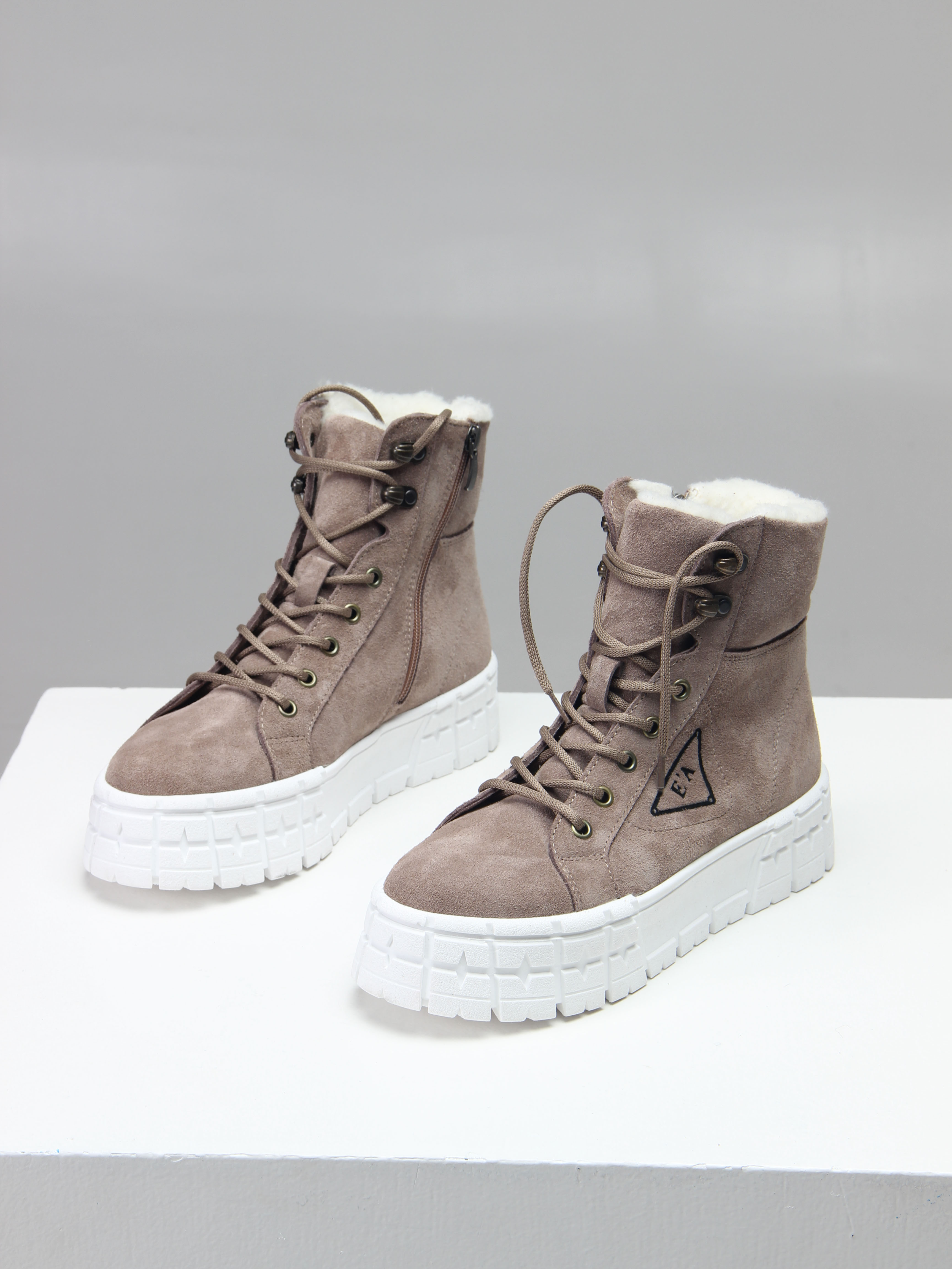 картинка Ботинки ED'ART 216.212131'w. капучино замша от интернет магазина