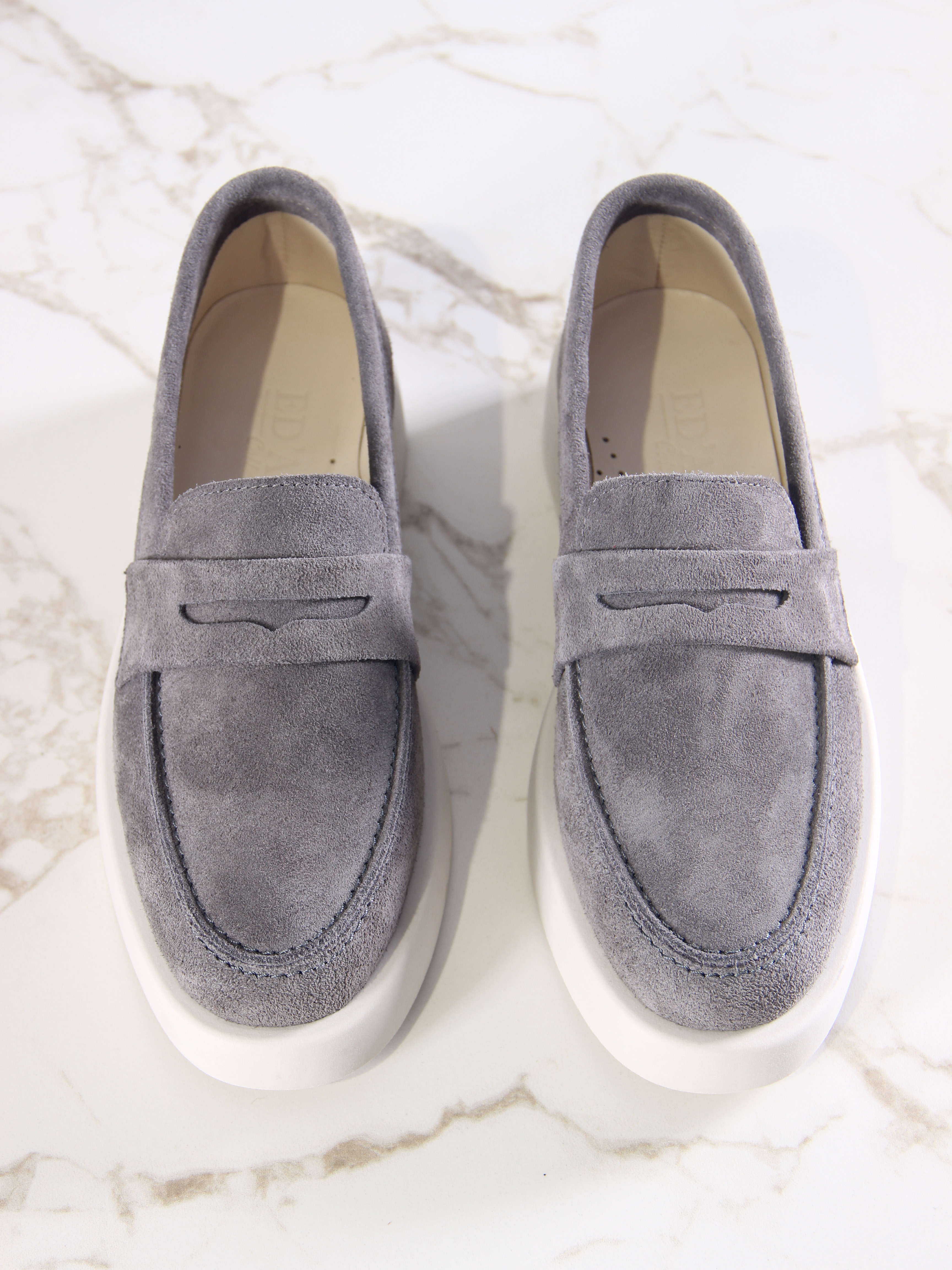 картинка Лоферы туфли ED'ART 176.1593'be. Серый замок замша от интернет магазина