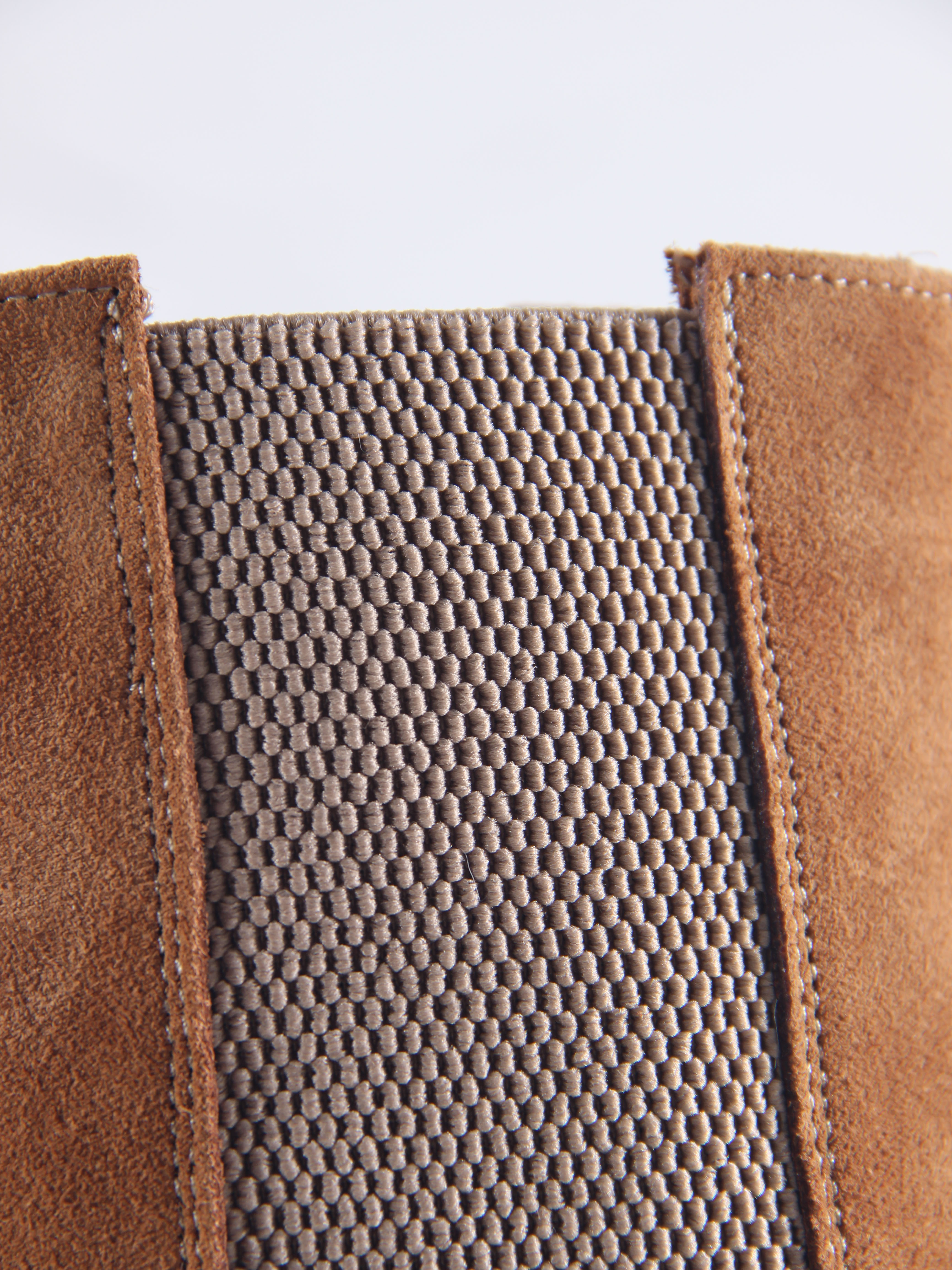 картинка Челси 360.P.taskana'ka. Серо-коричневая замша от интернет магазина