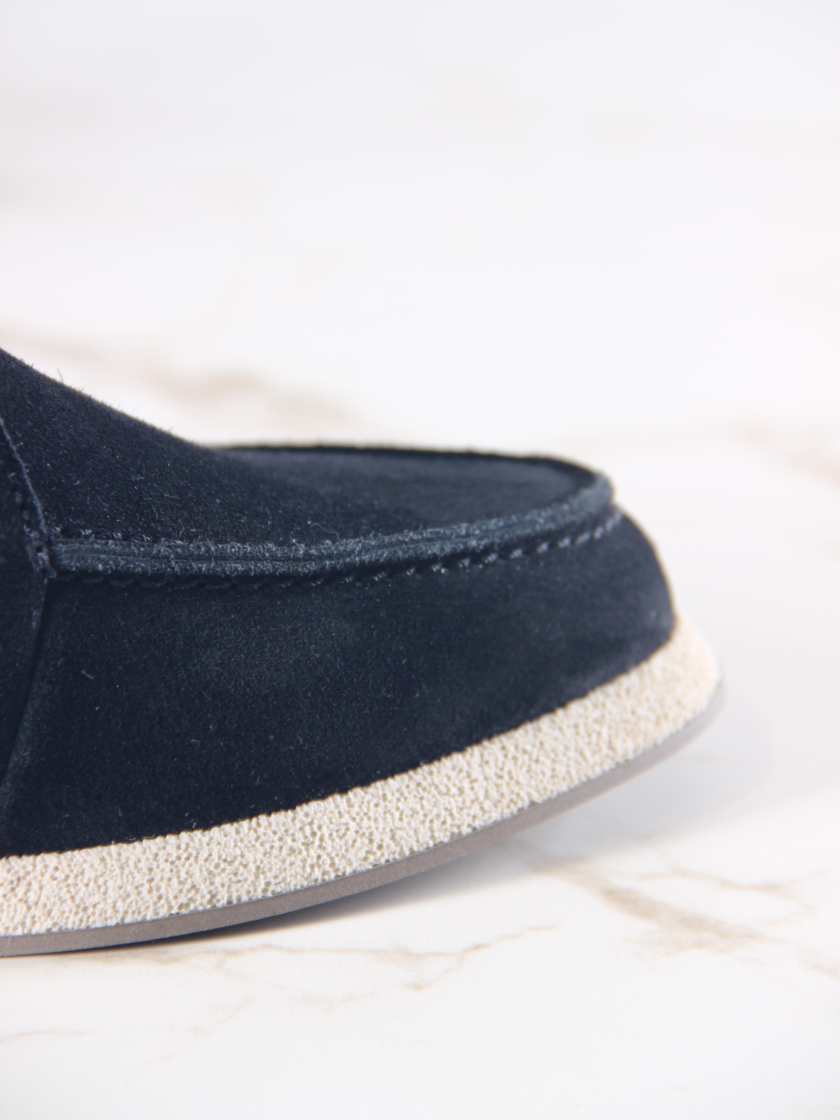 картинка Полуботинки  ED'ART 207.1607'be. черная замша от интернет магазина