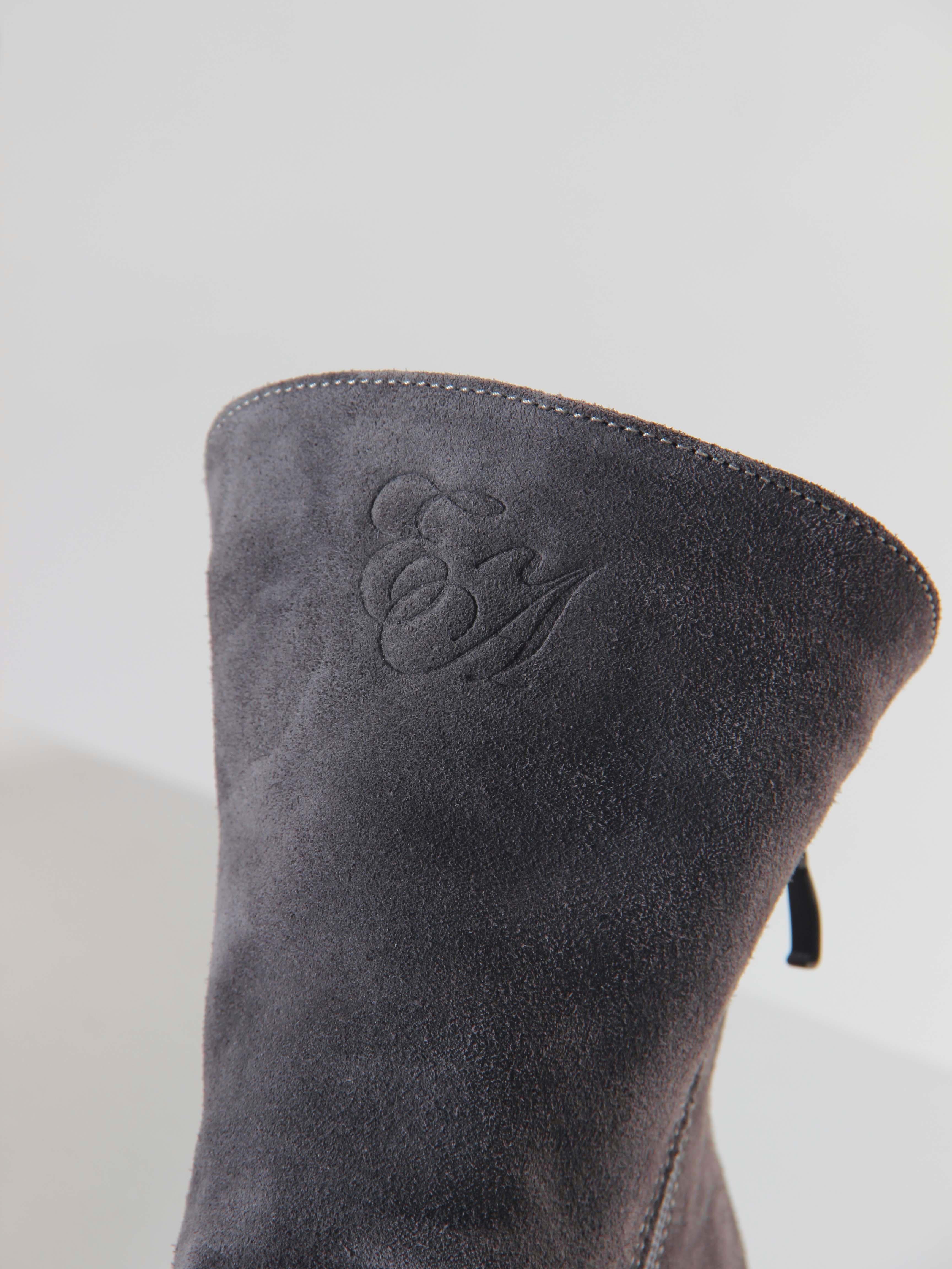 картинка Ботинки ED'ART 233.1541'be. Серый замок от интернет магазина