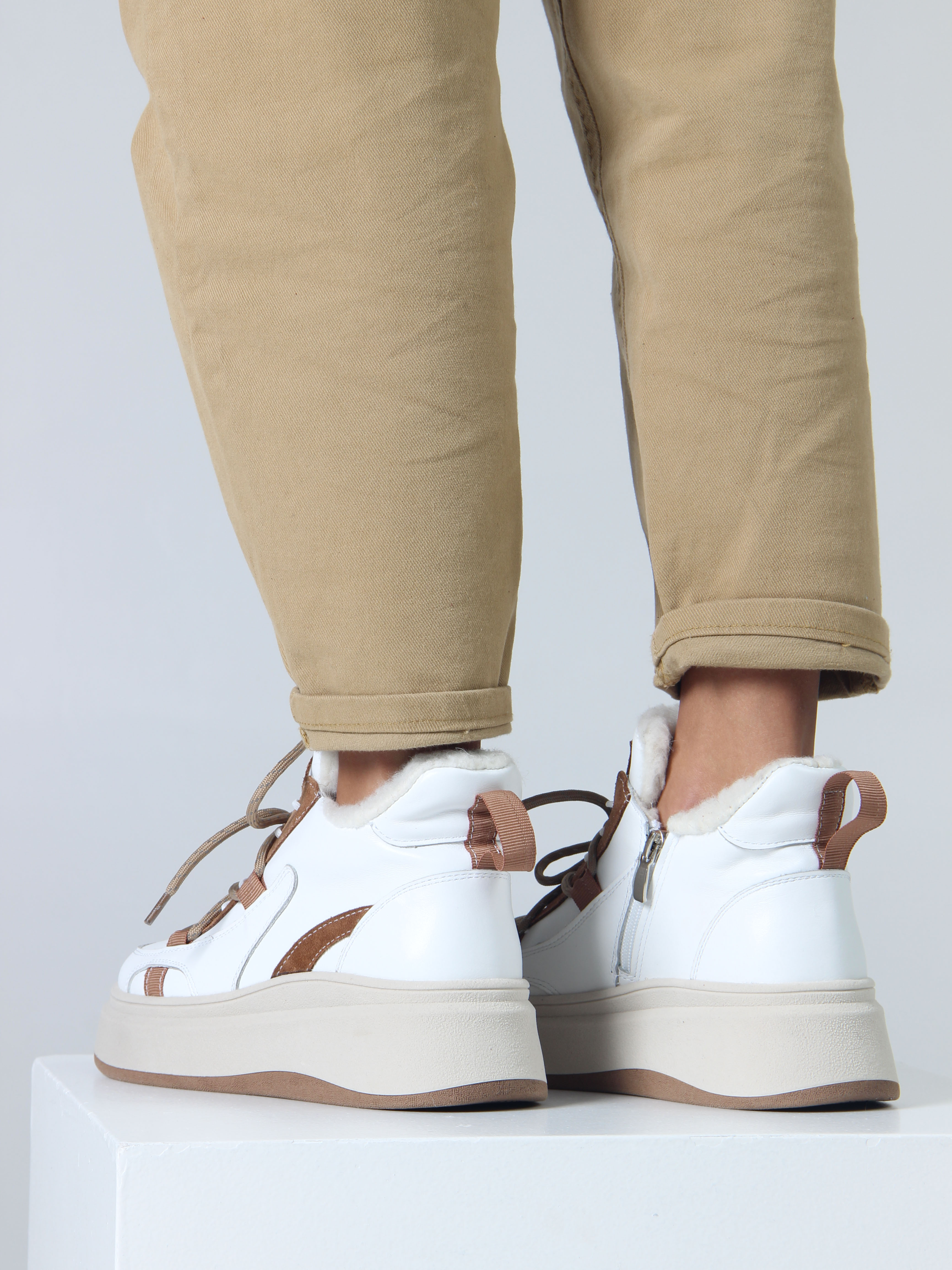 картинка Ботинки ED'ART 229.windy'be. белый коричневый от интернет магазина