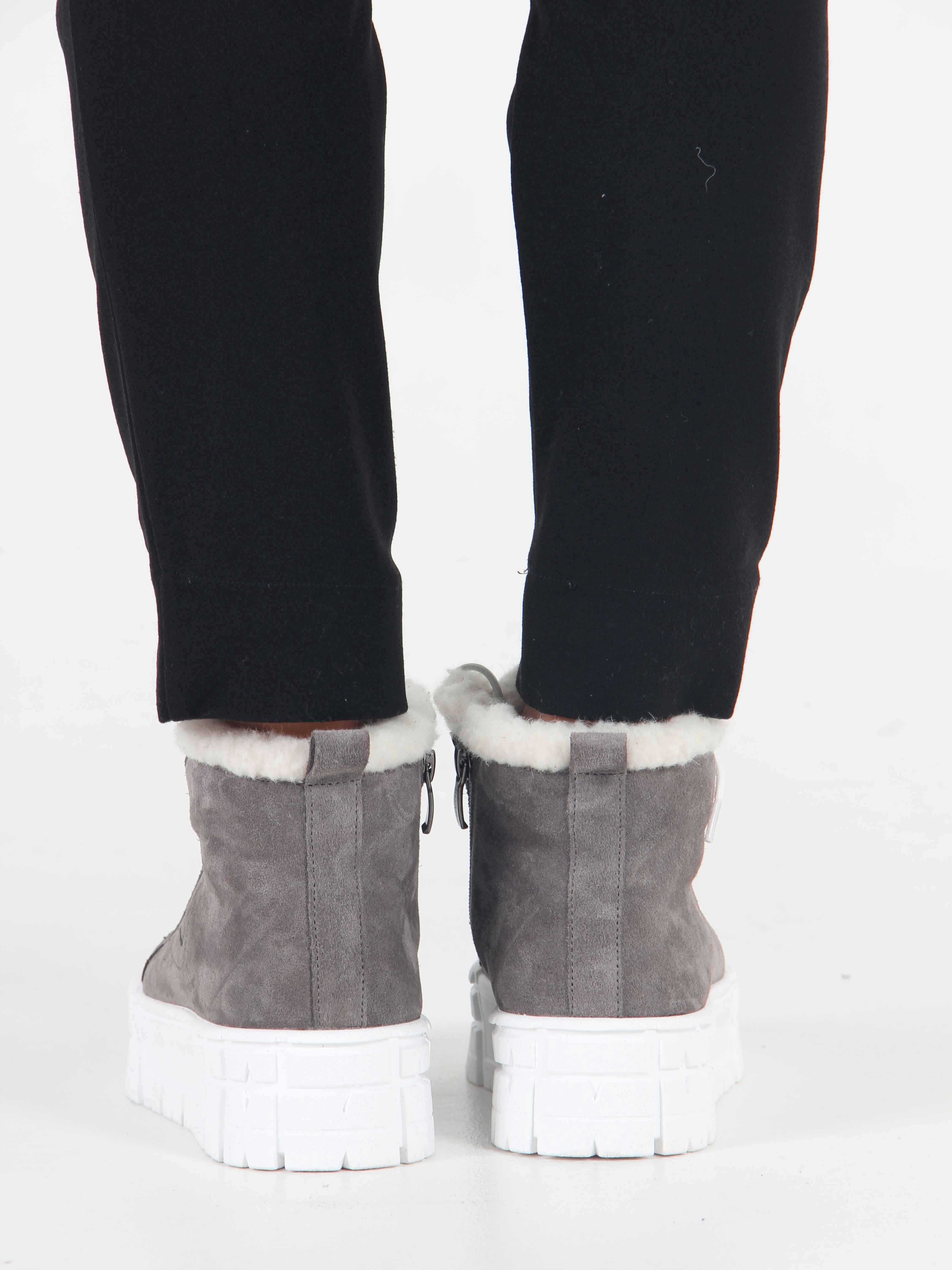 картинка Ботинки ED'ART 243.212131'w. серый замок замша от интернет магазина